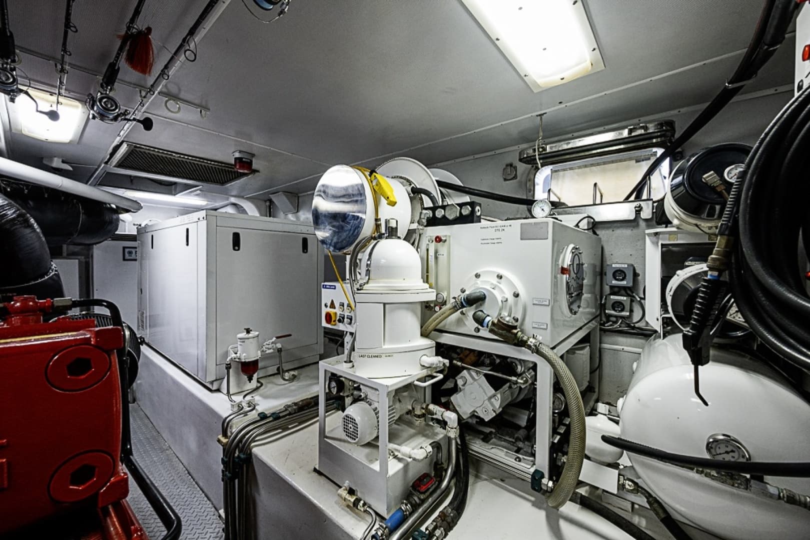 1997 Delta Marine Tri-Deck Motor Yacht