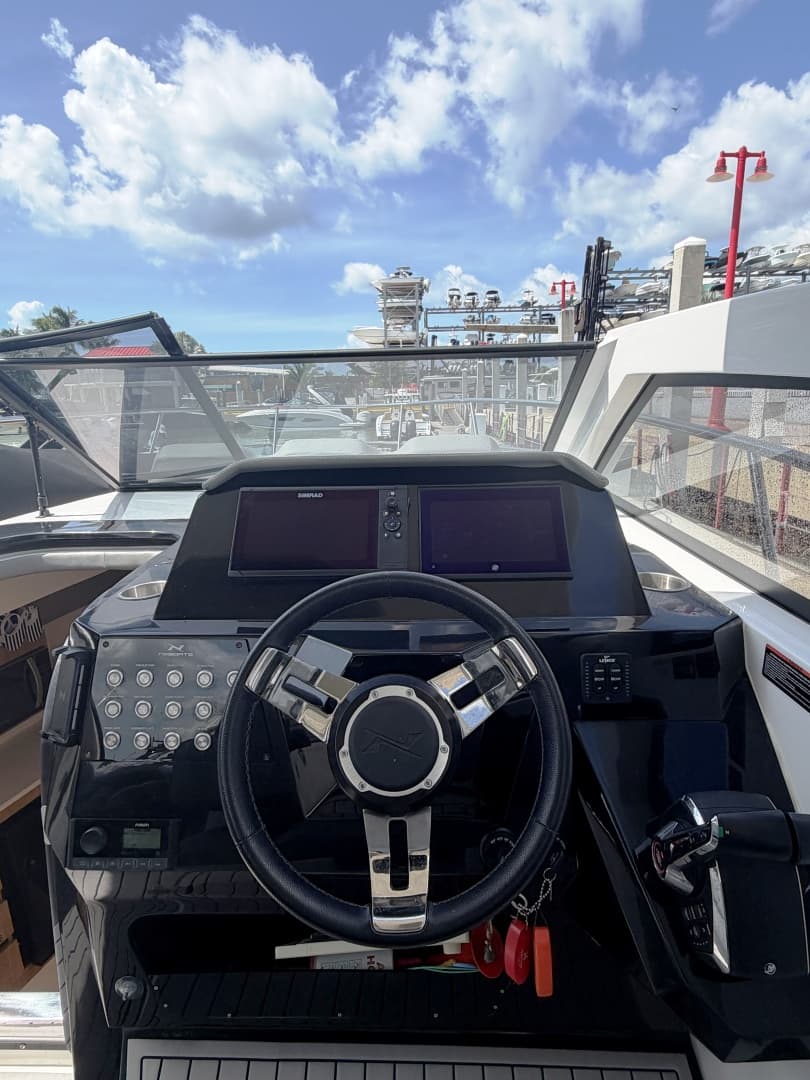 2023 NX Boats 340 Sport Coupe