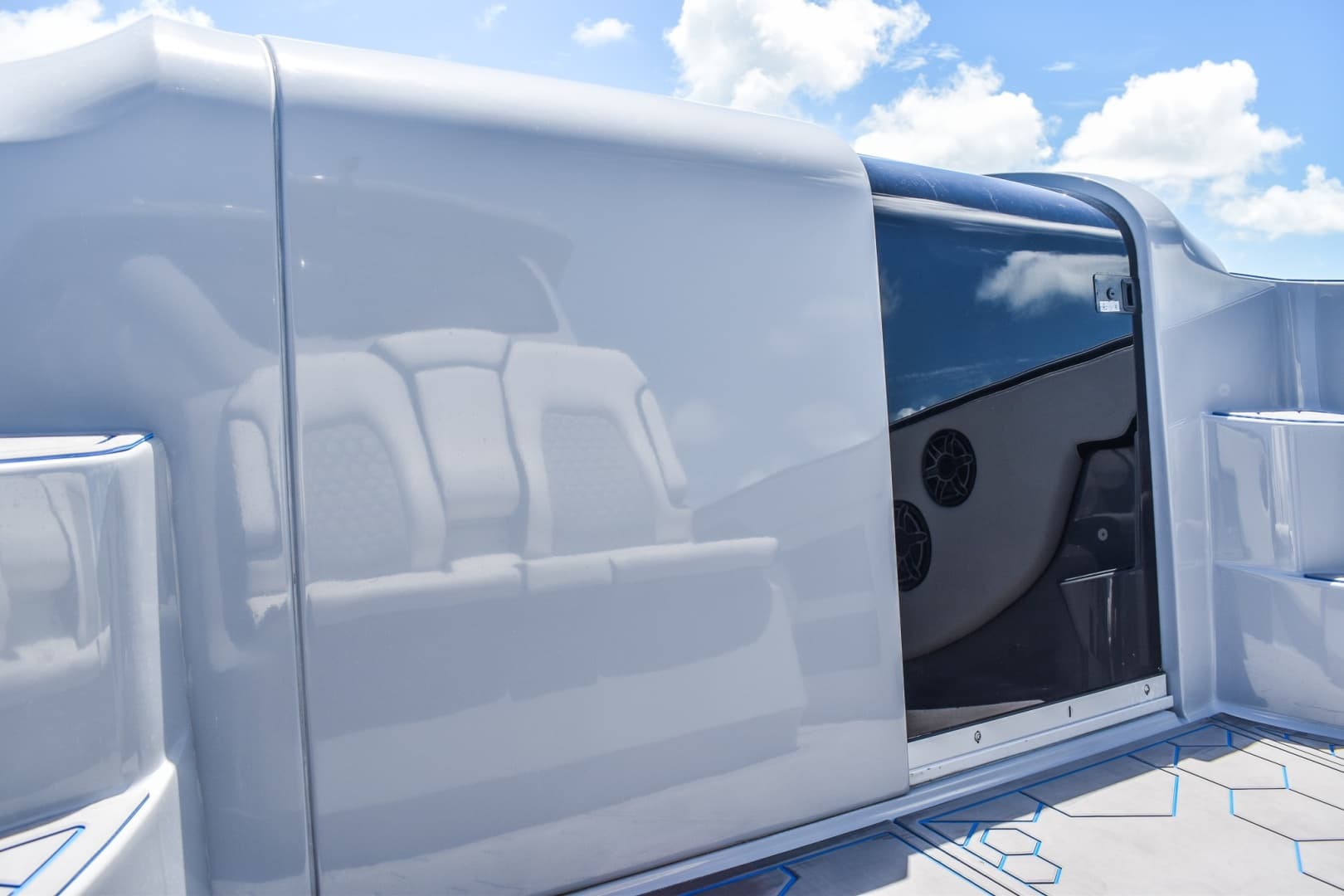 2022 Deep Impact 399 Cabin