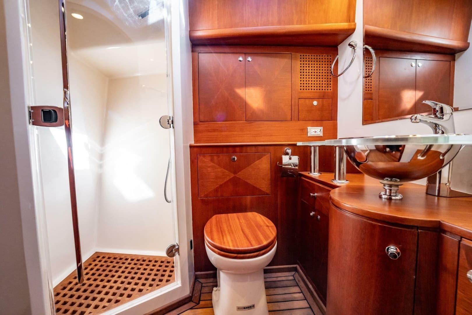 2006 Vicem 62 Custom