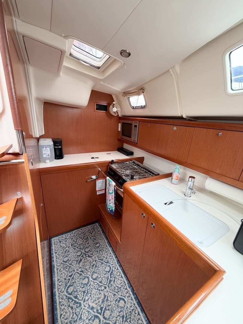 2009 Beneteau Oceanis 40