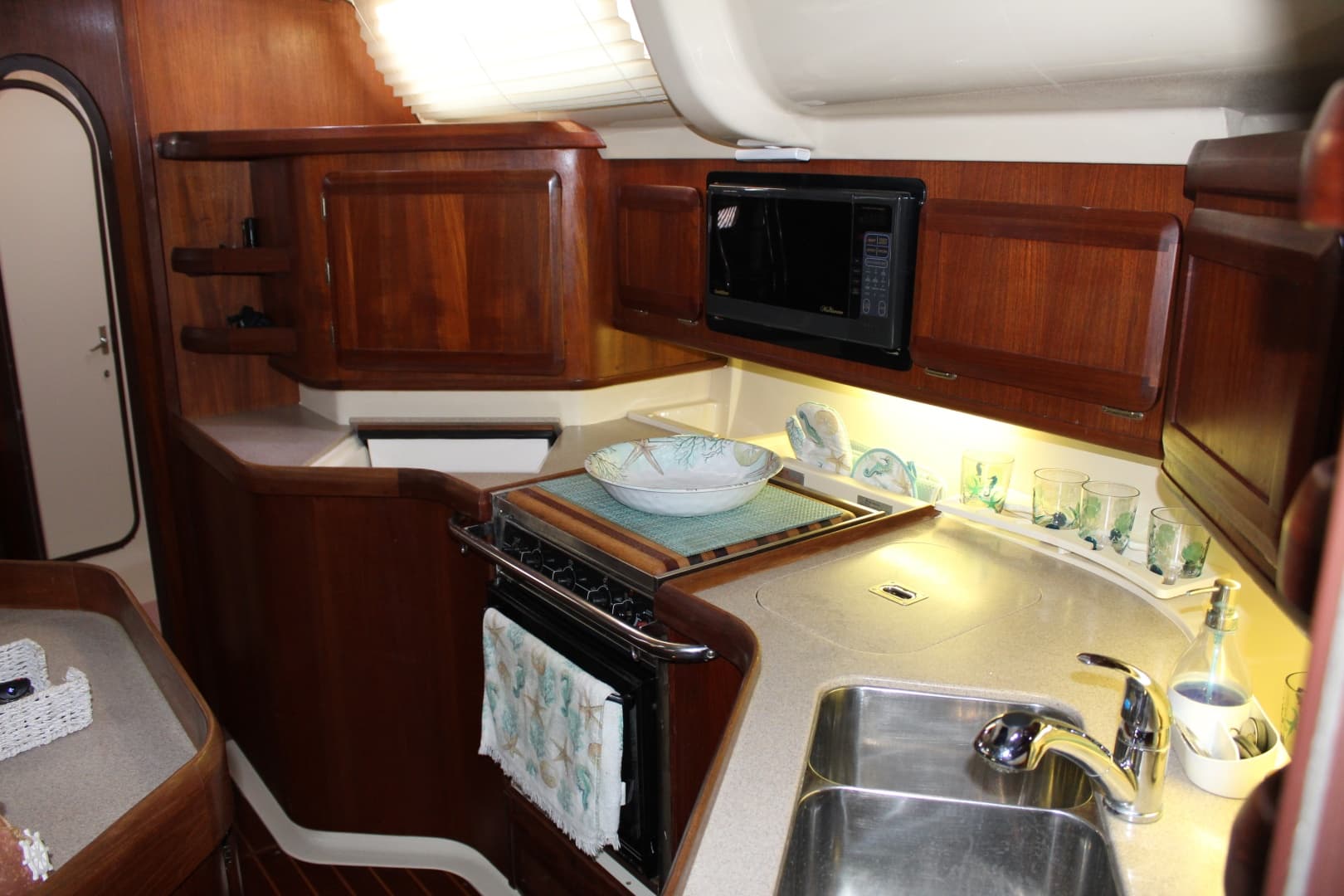 1997 Hunter 430