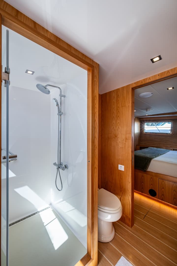 Owner Shower Large Enough For Two