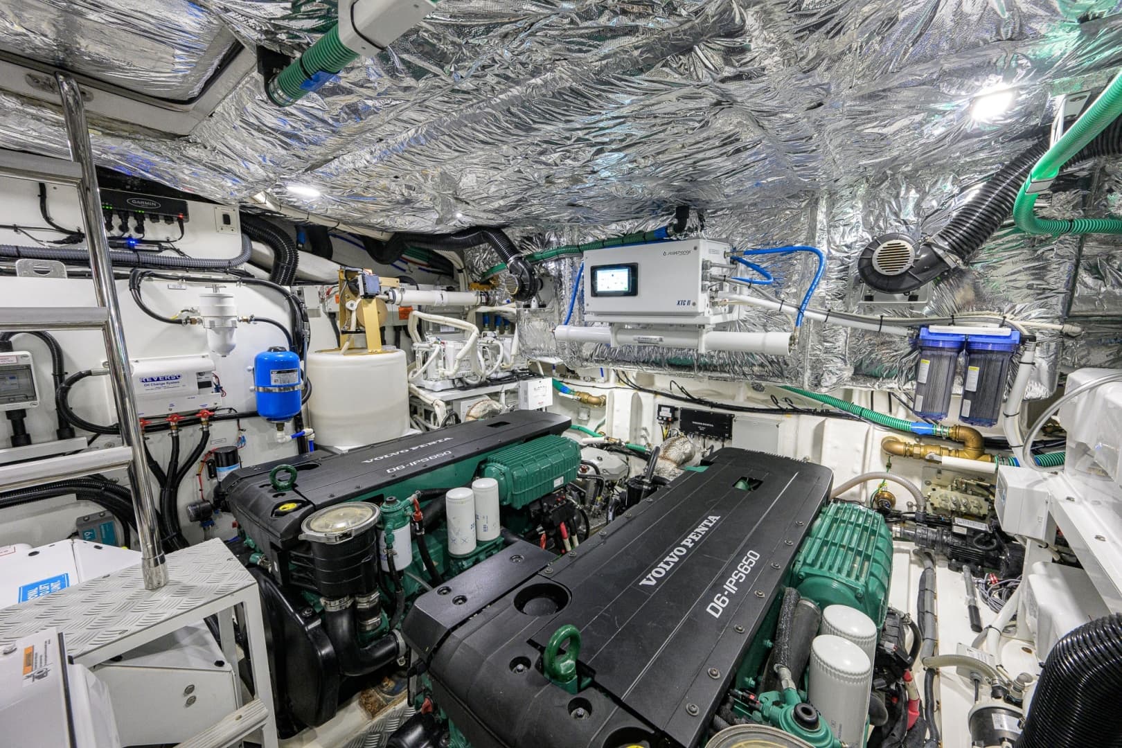 Princess 50 - Crown - Engine Room