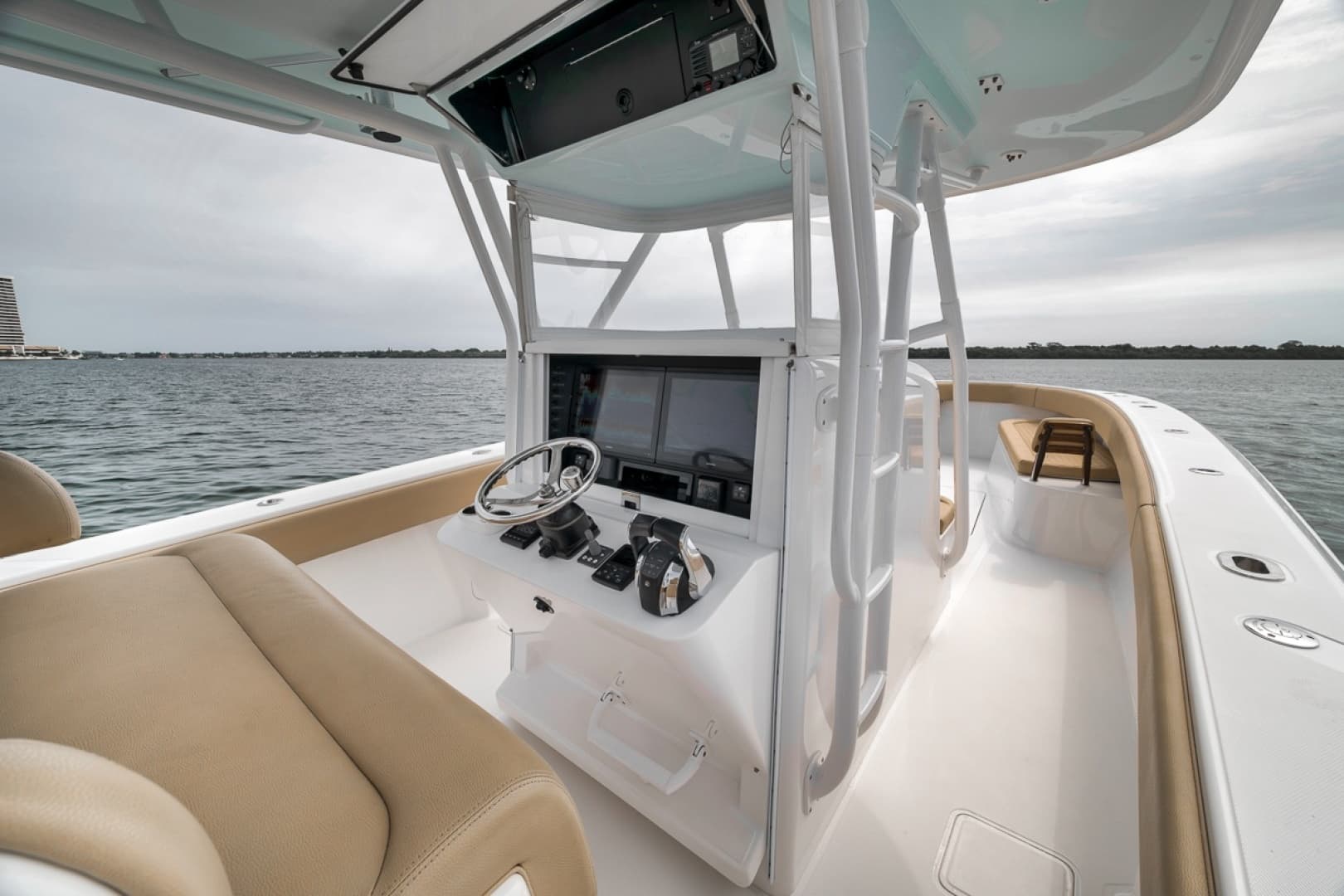 2020 Bahama 41