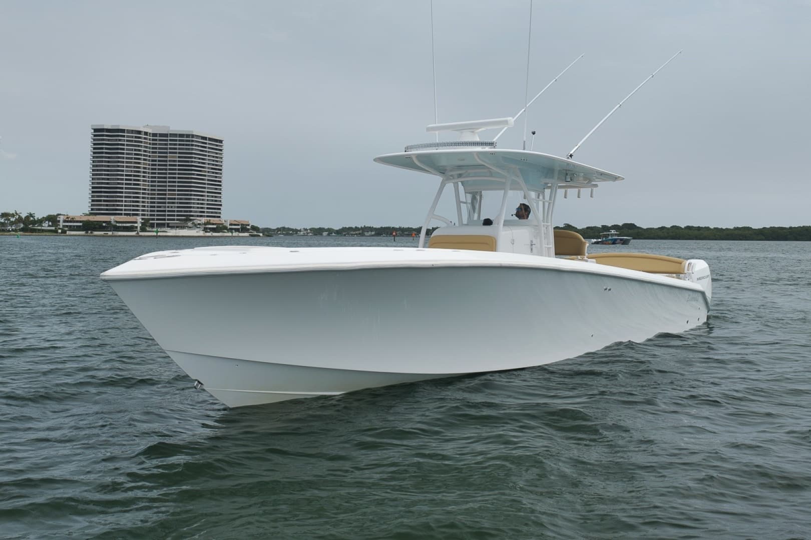 2020 Bahama 41