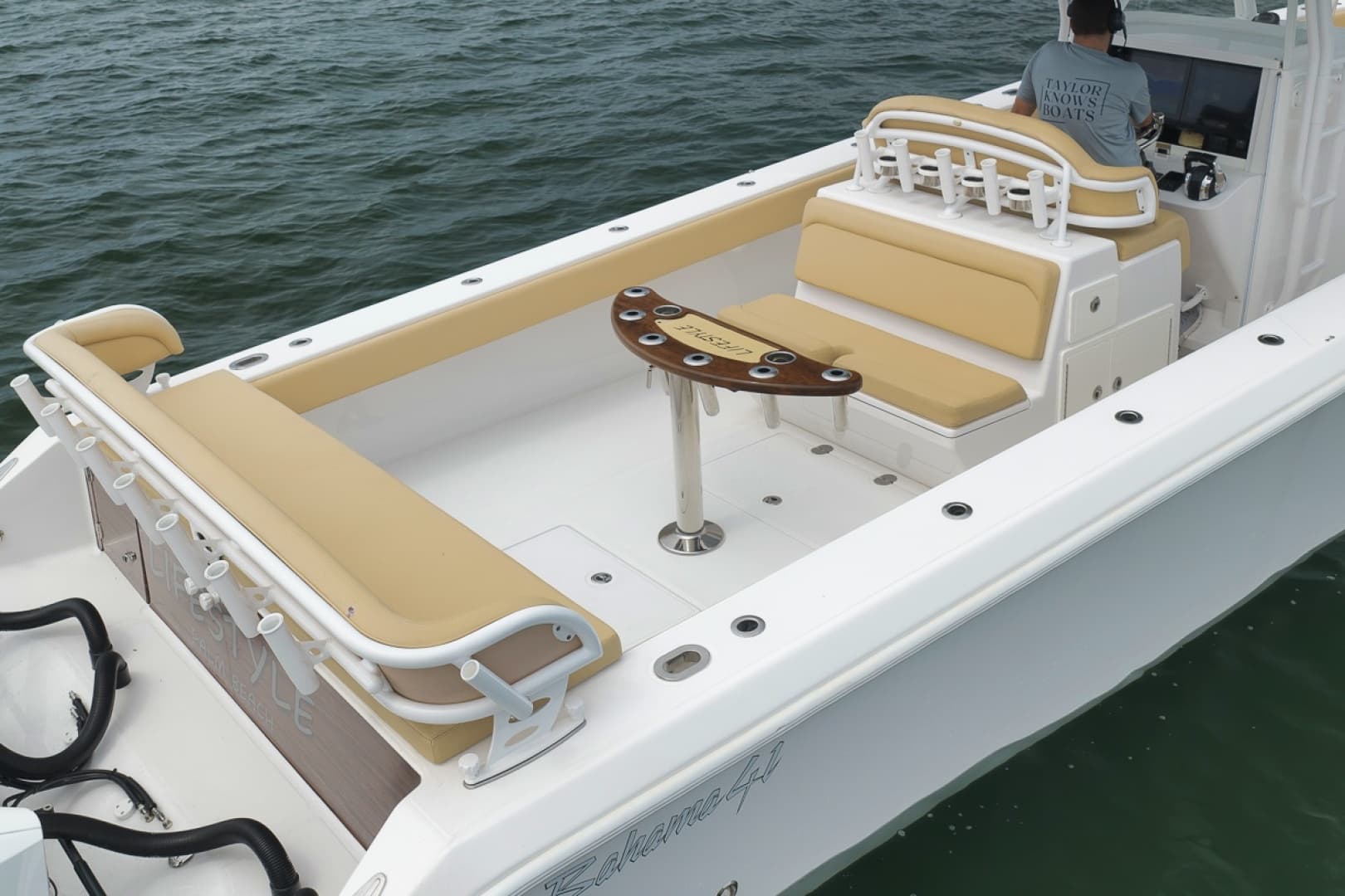 2020 Bahama 41