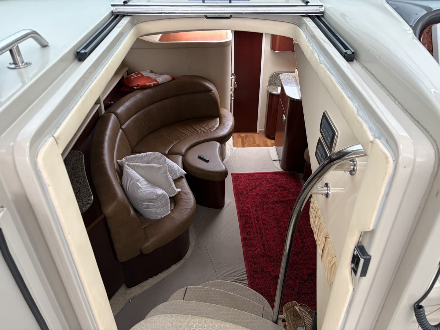 2005 Sea Ray 390 Motor Yacht