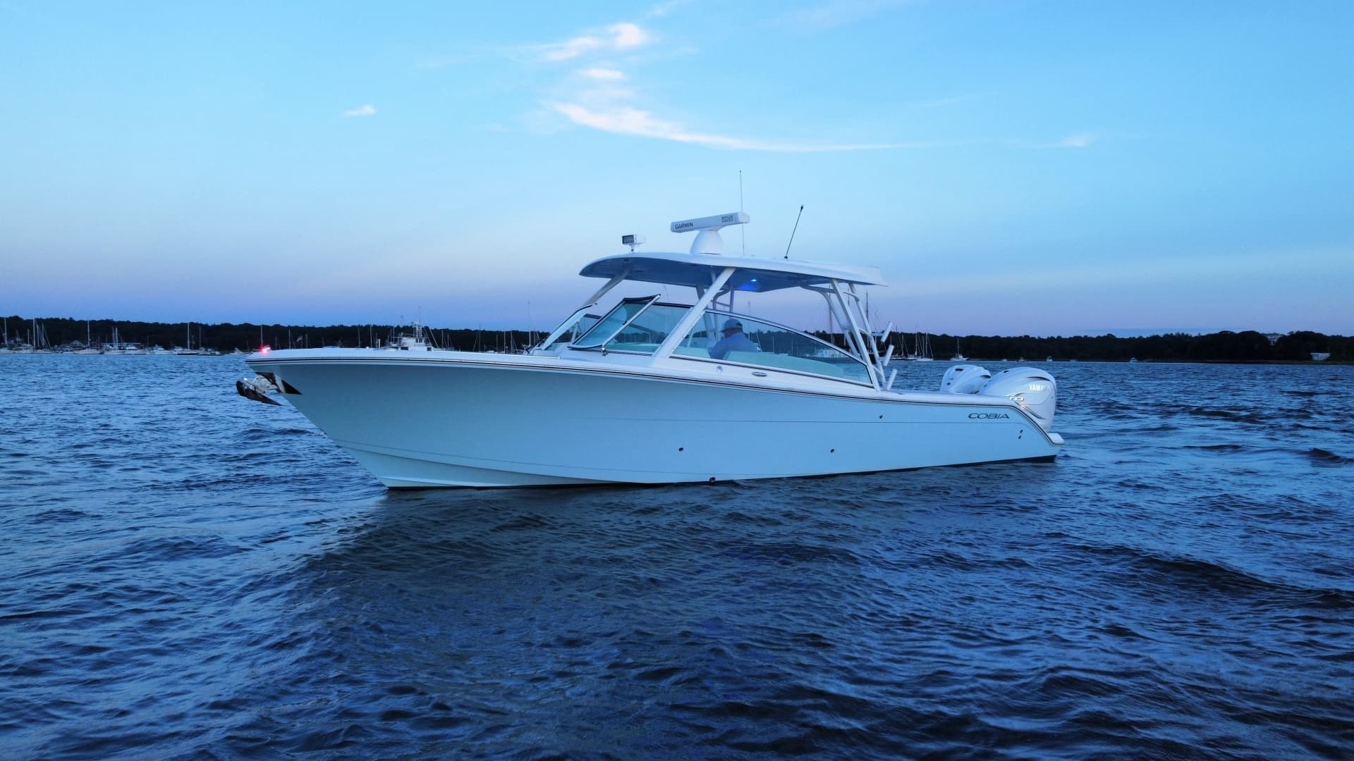 2023 Cobia 330 DC
