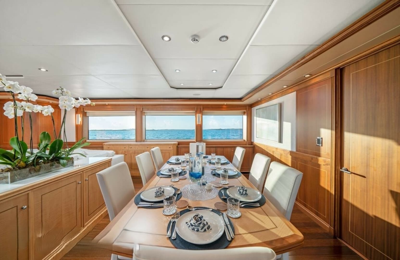 2009 Palmer Johnson Raised Pilothouse Flybridge