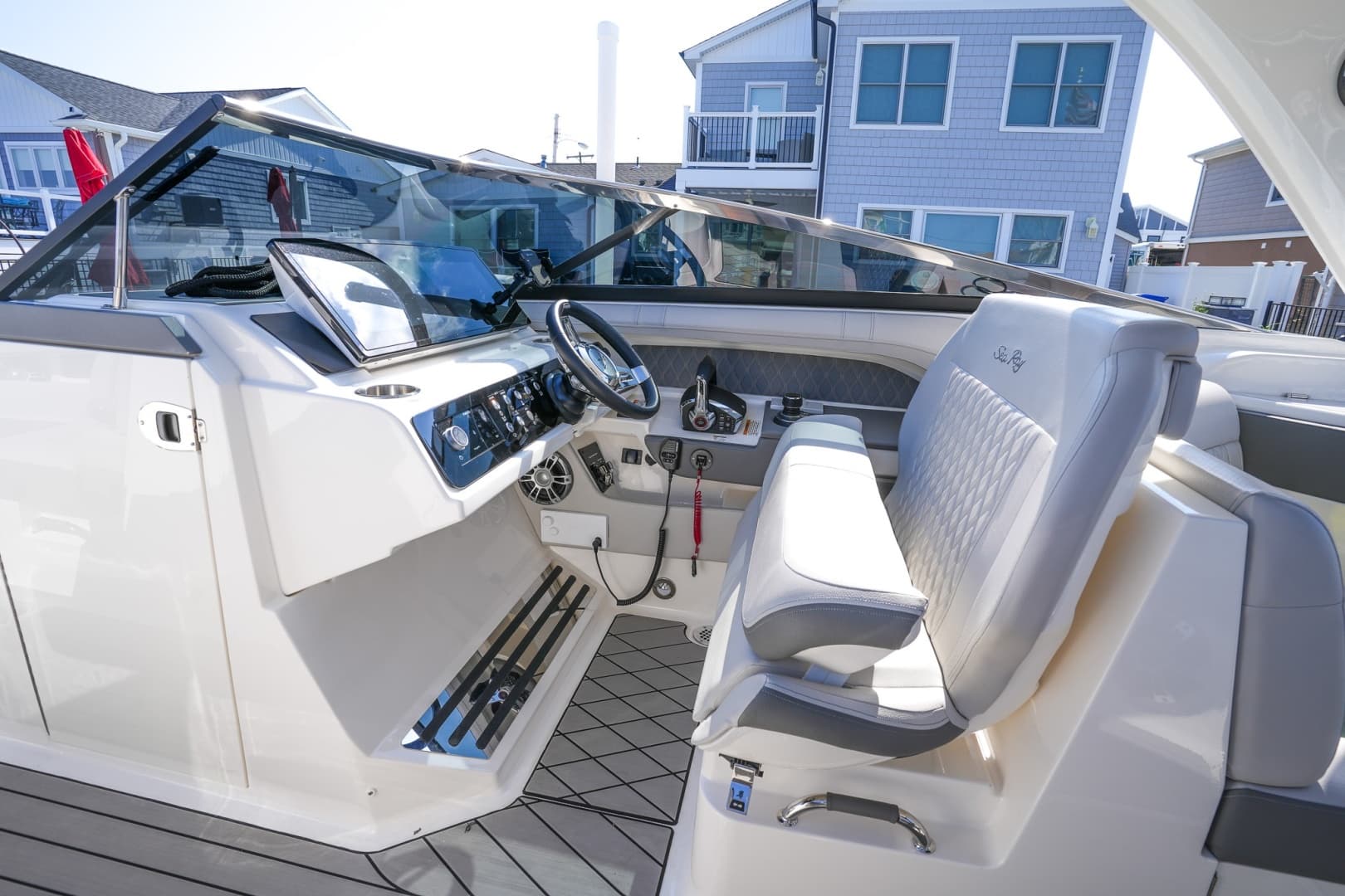 2024 Sea Ray SLX 310 Outboard