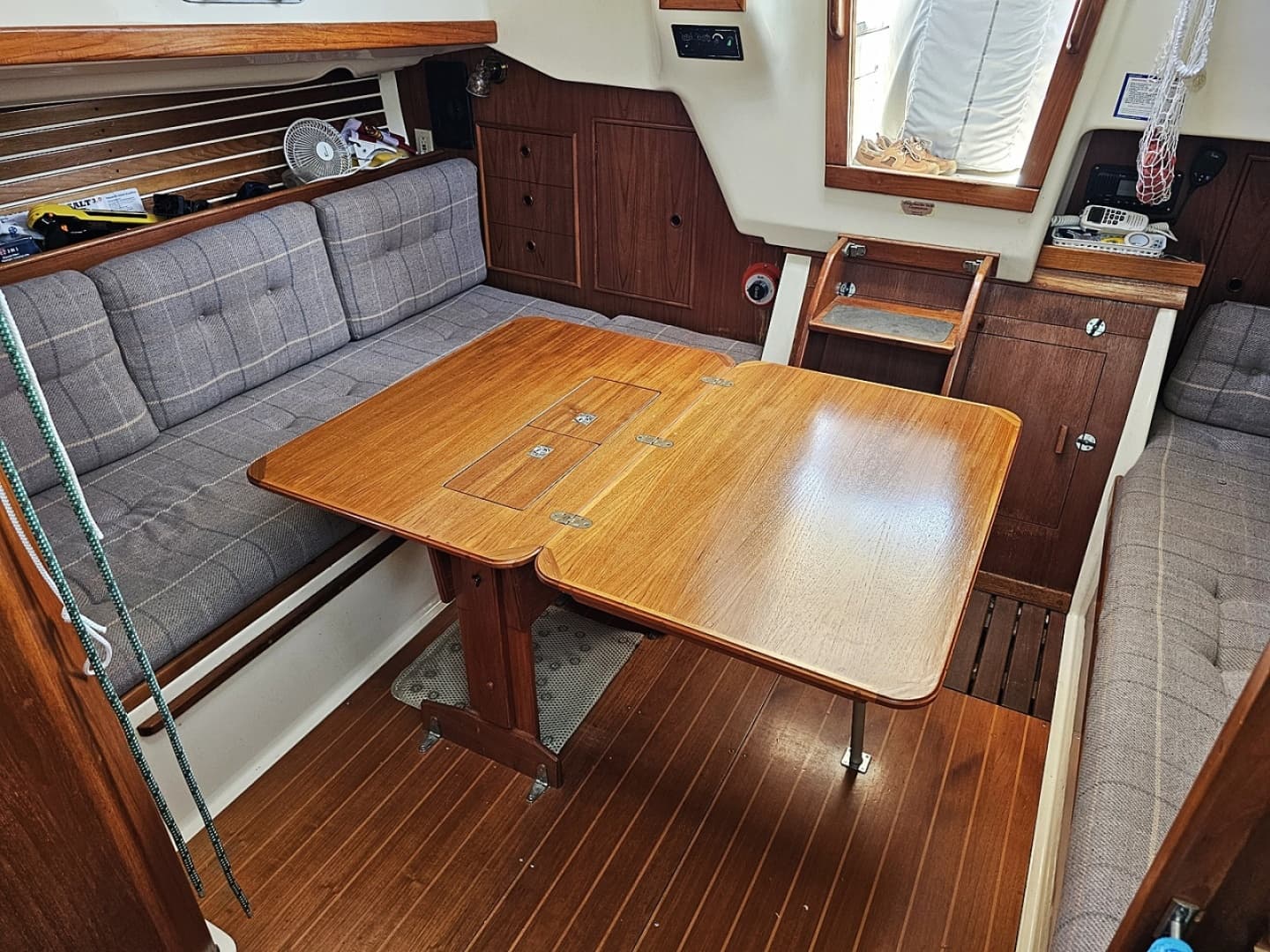 1990 Nonsuch 30 Ultra