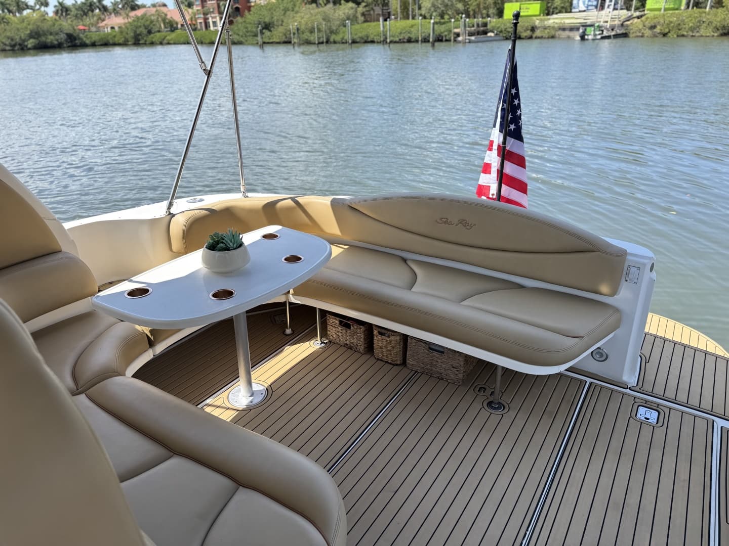 2002 Sea Ray 380 Sundancer