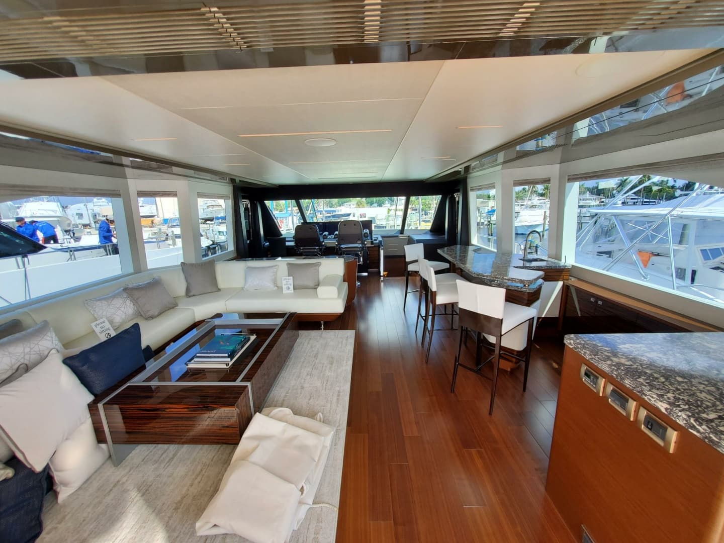 2021 Ocean Alexander 28R