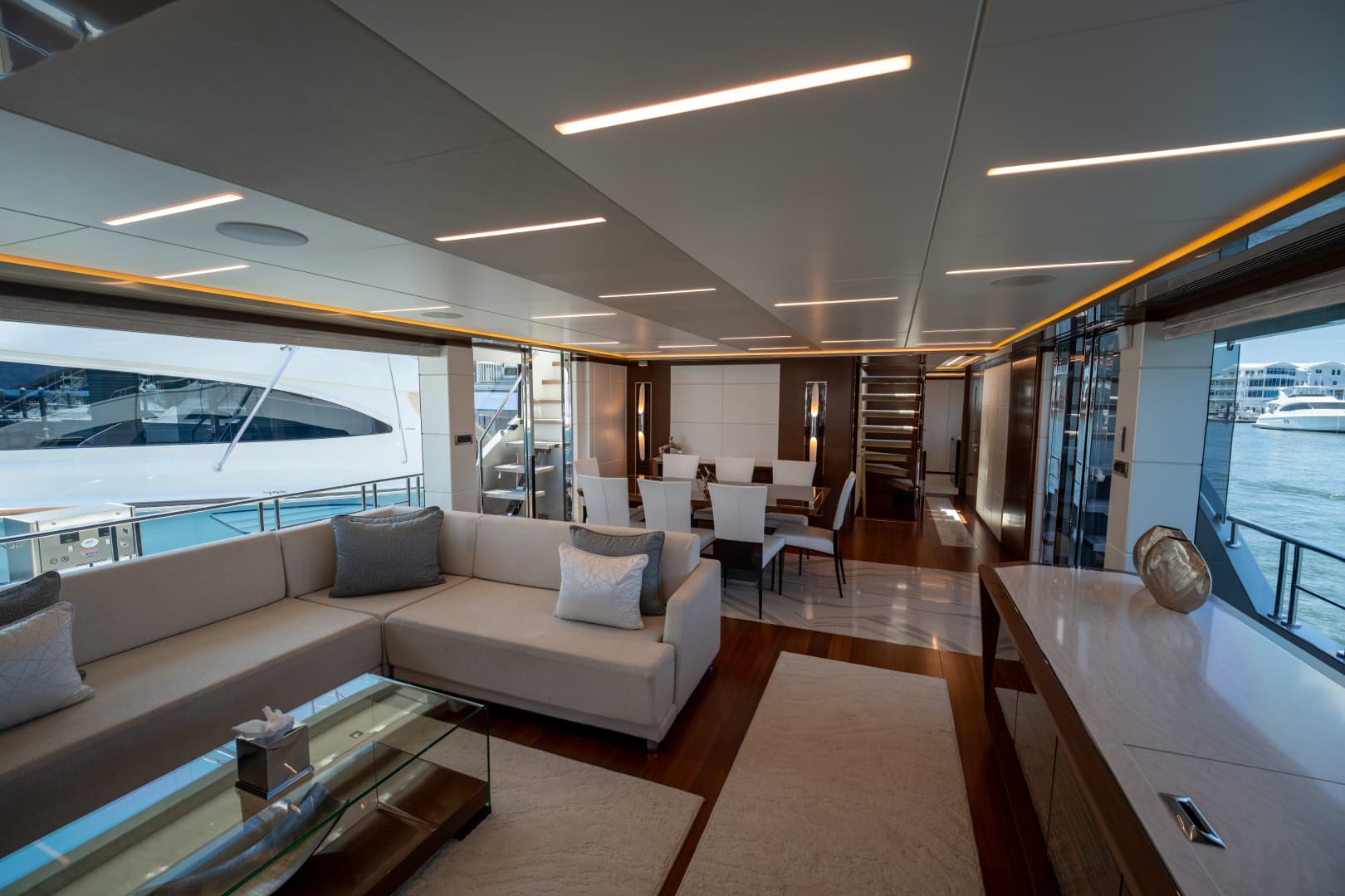 2021 Ocean Alexander 28R