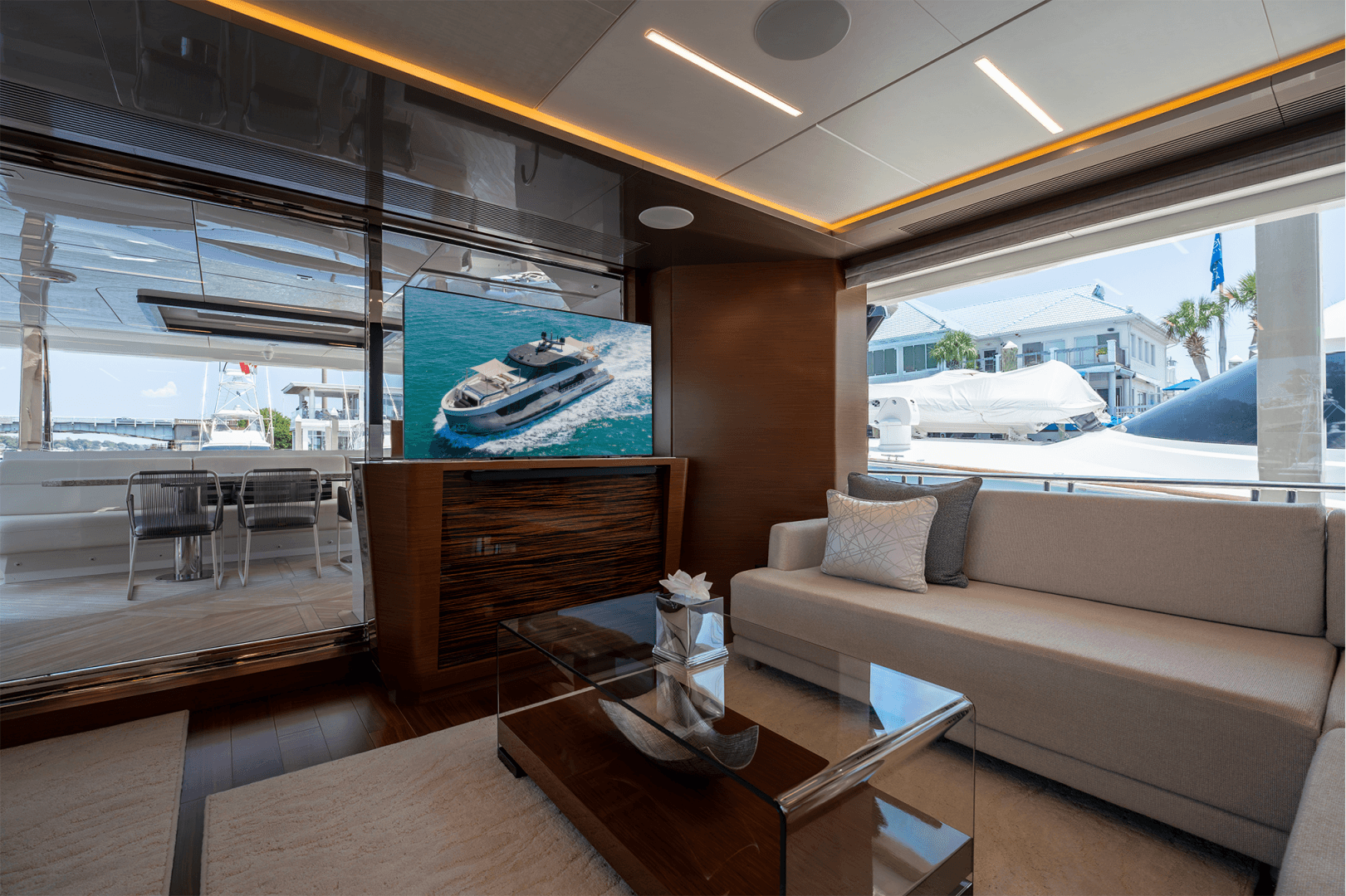 2021 Ocean Alexander 28R