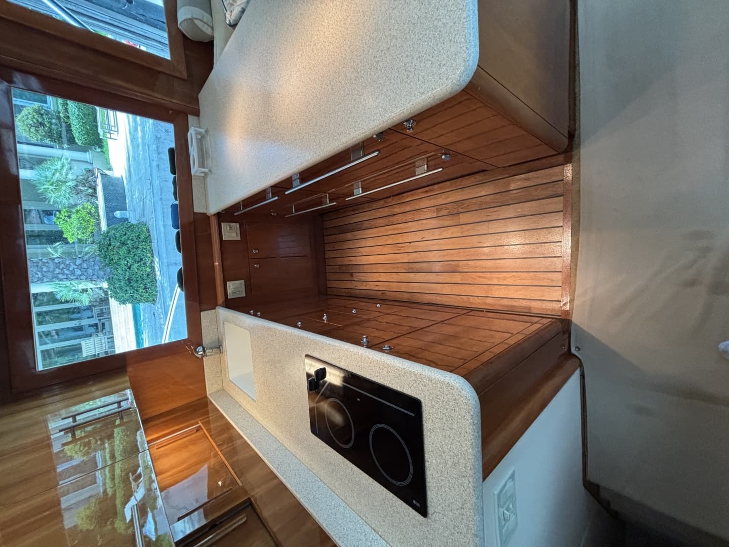2005 Hatteras Convertible