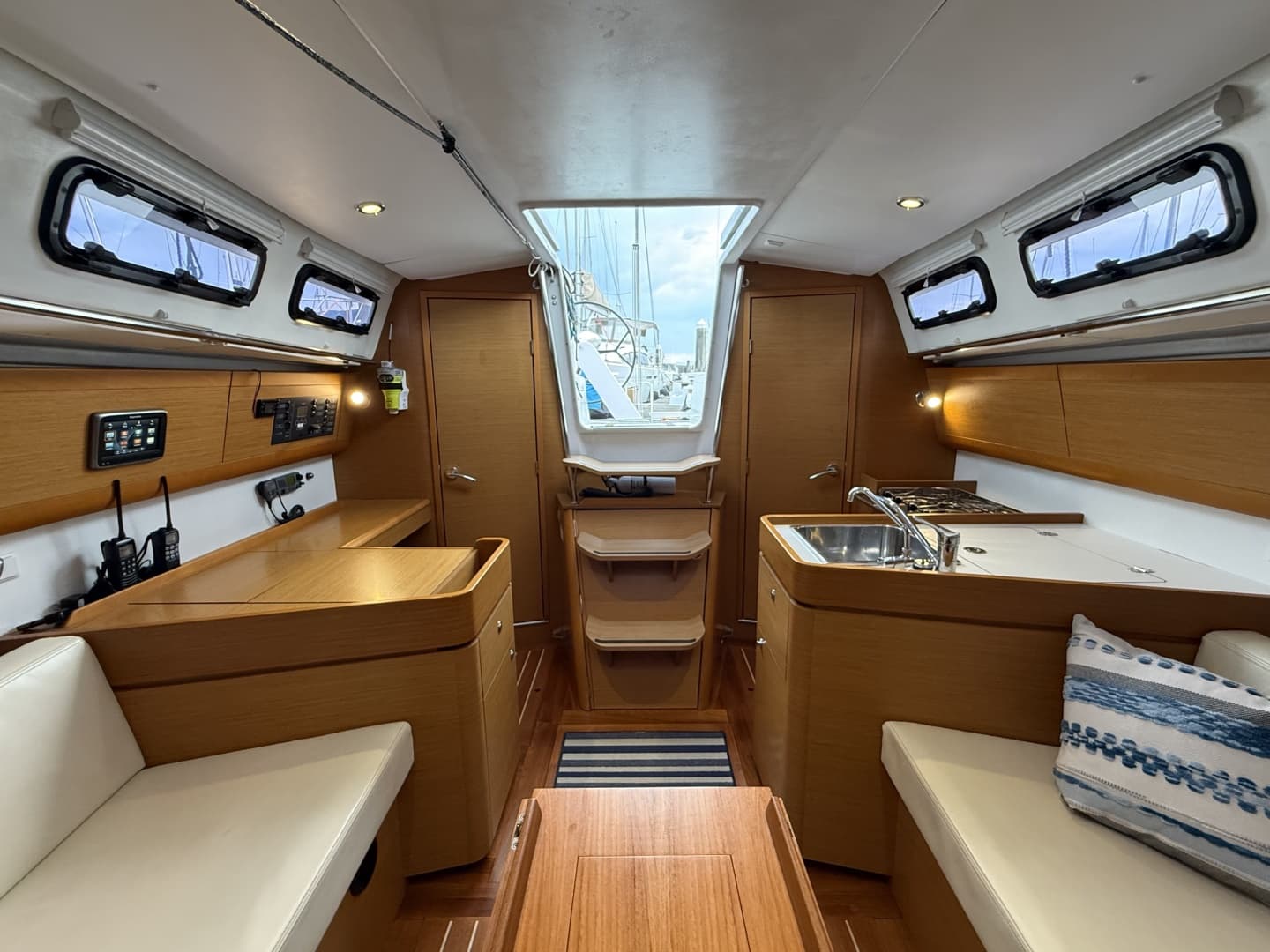 2015 Beneteau First 35-2 Carbon Edition