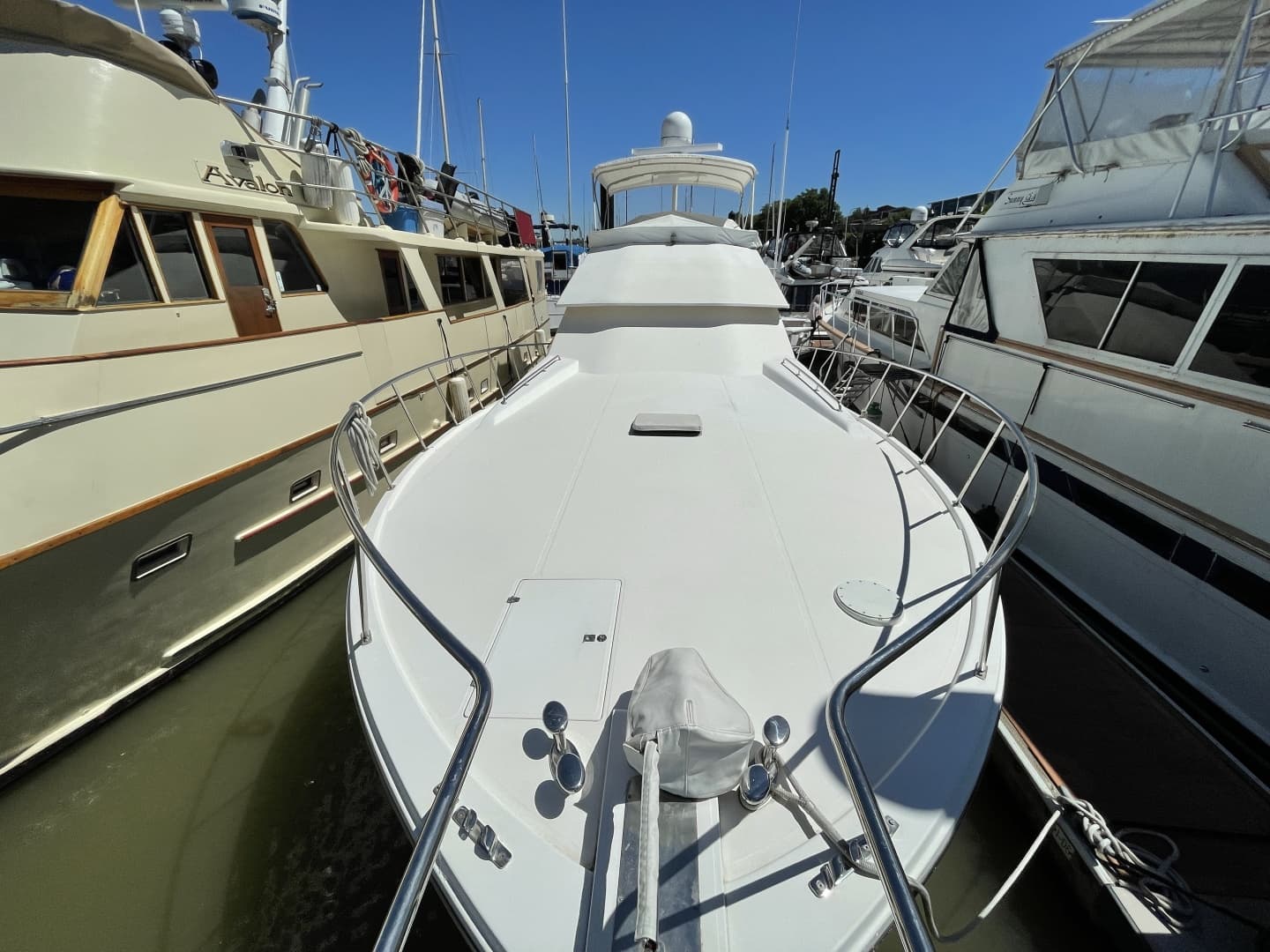 1990 Southern Cross 52