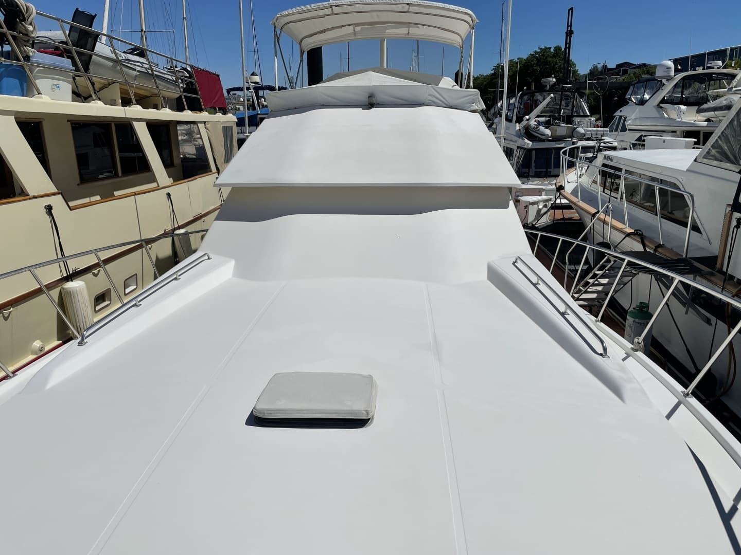 1990 Southern Cross 52