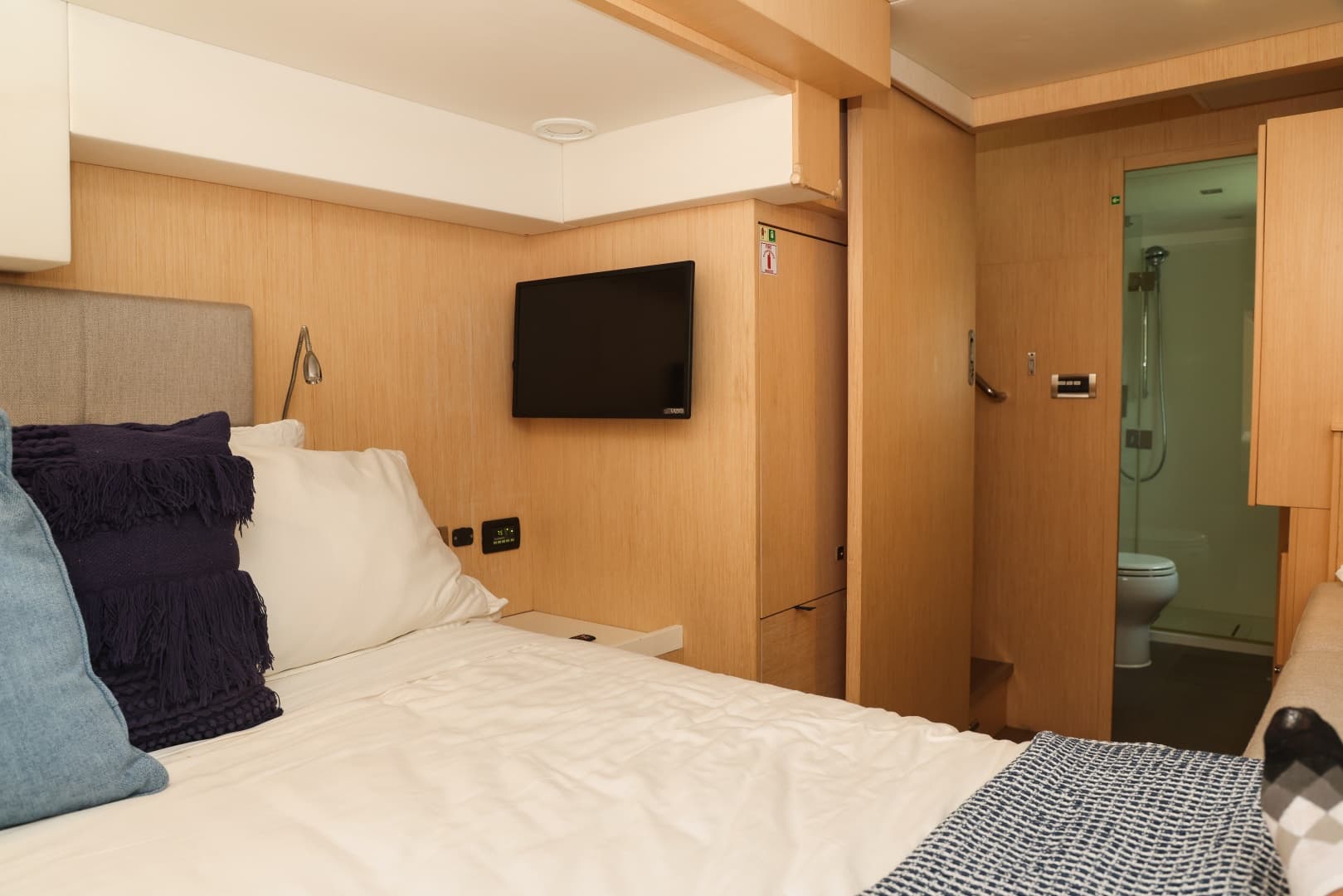 2019 Silent-Yachts 