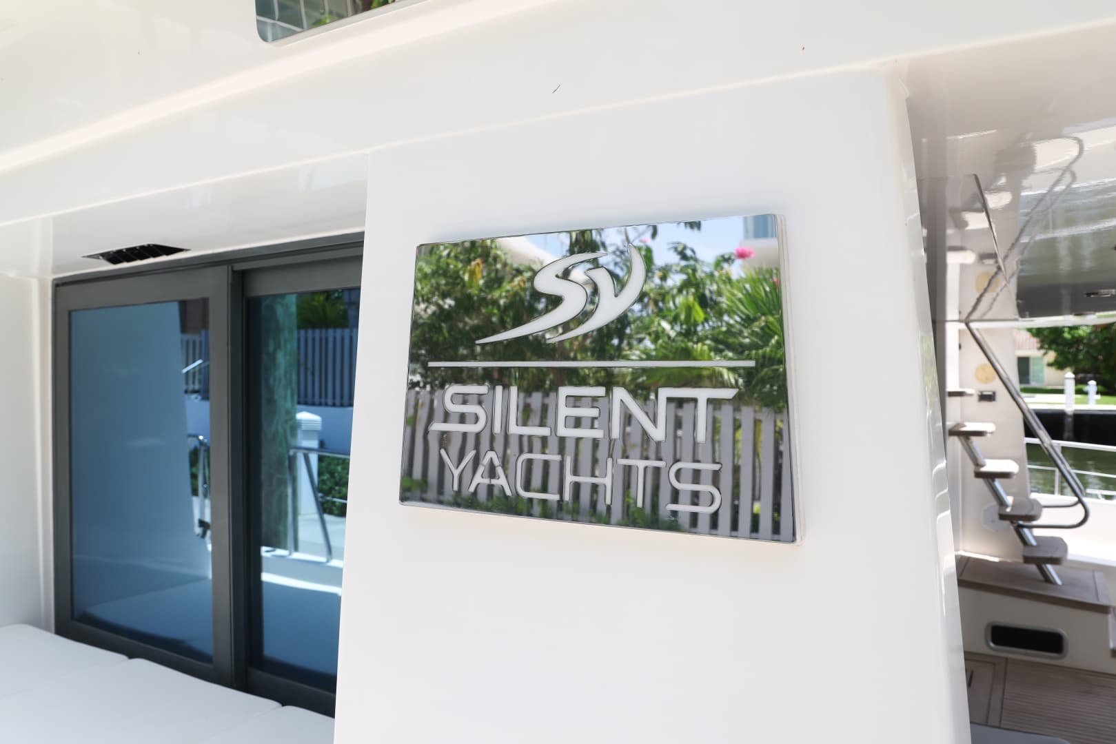 2019 Silent-Yachts 