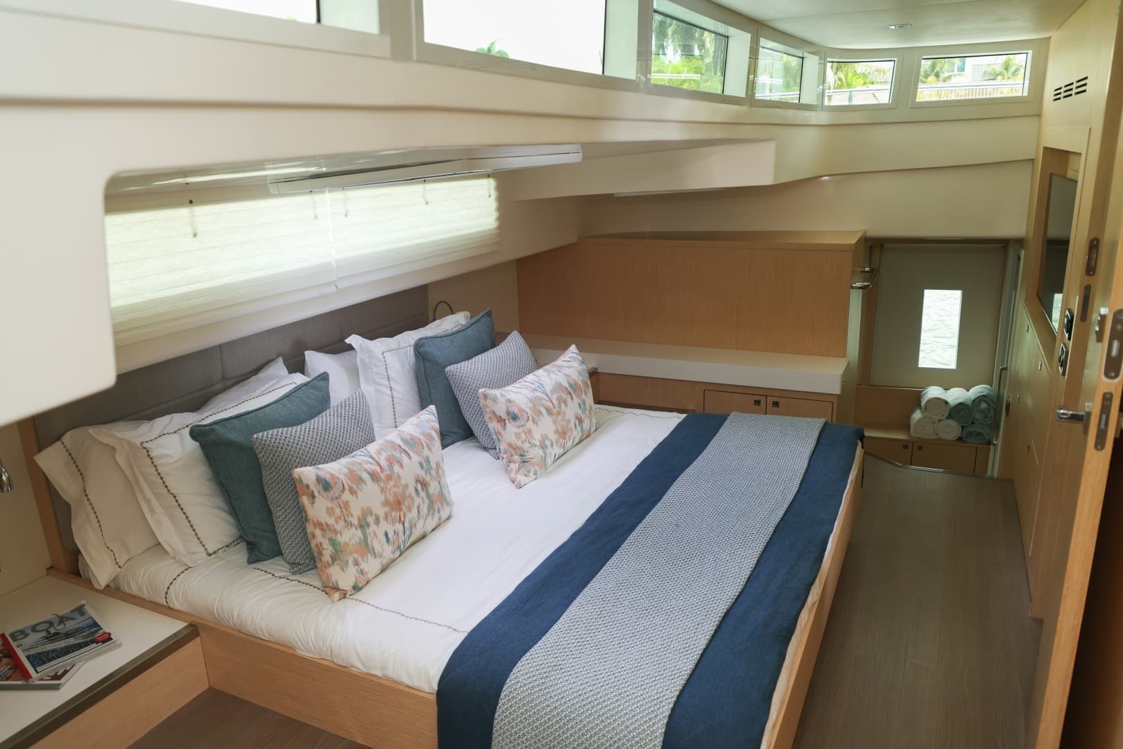 2019 Silent-Yachts 