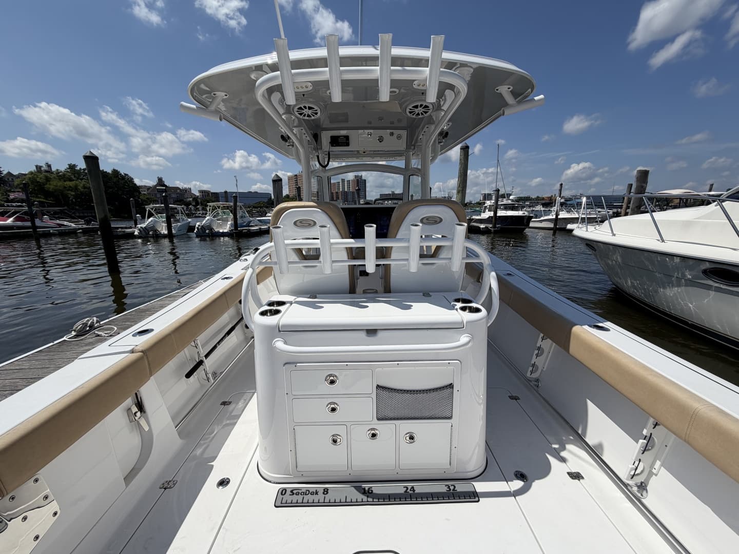 2018 Sportsman Open 312 Center Console