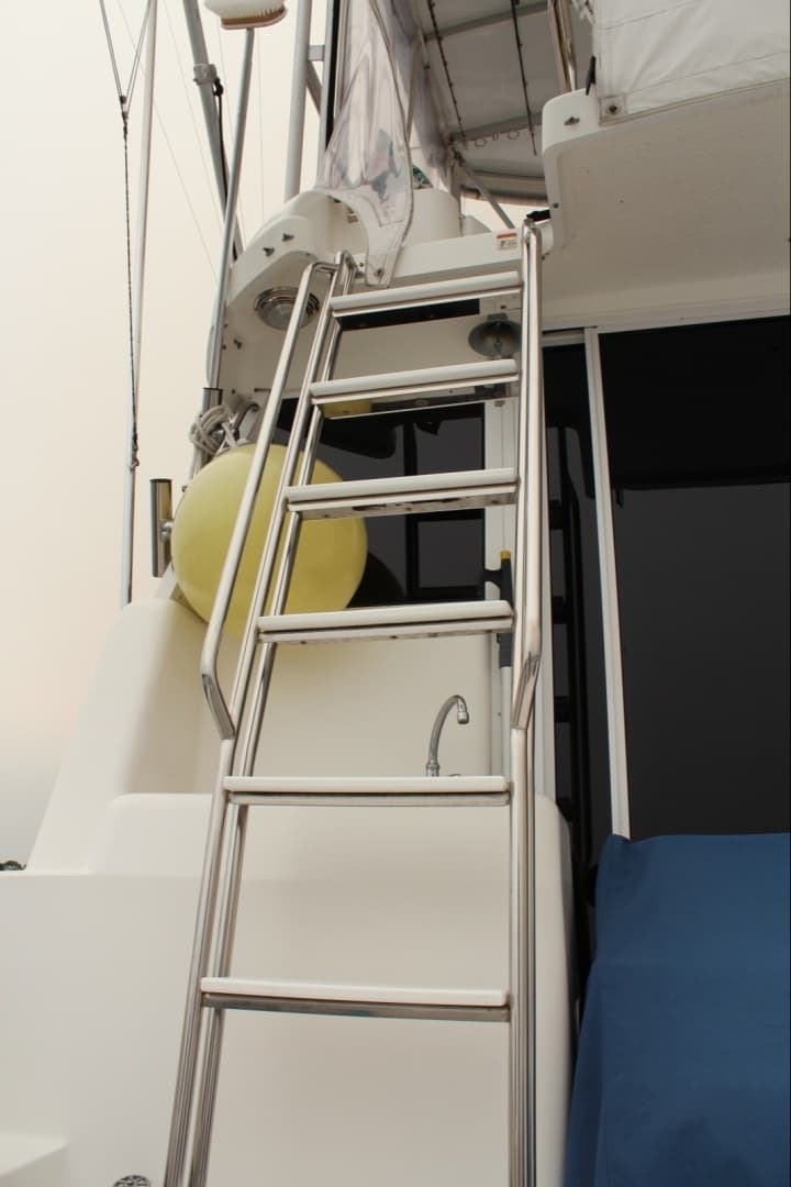 Flybridge Ladder
