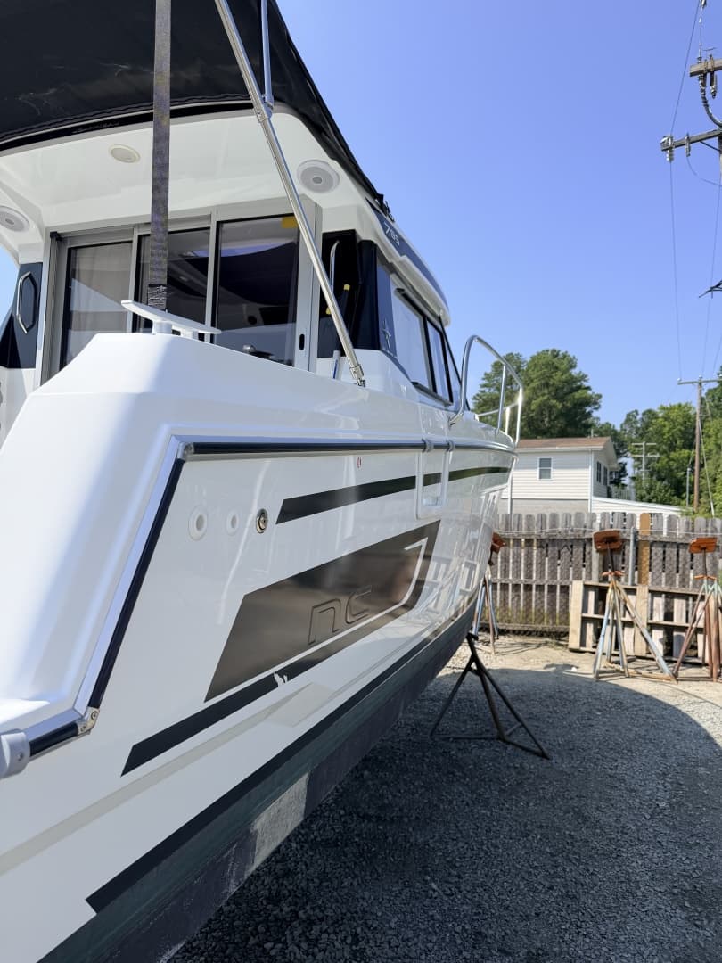 2022 Jeanneau NC 795