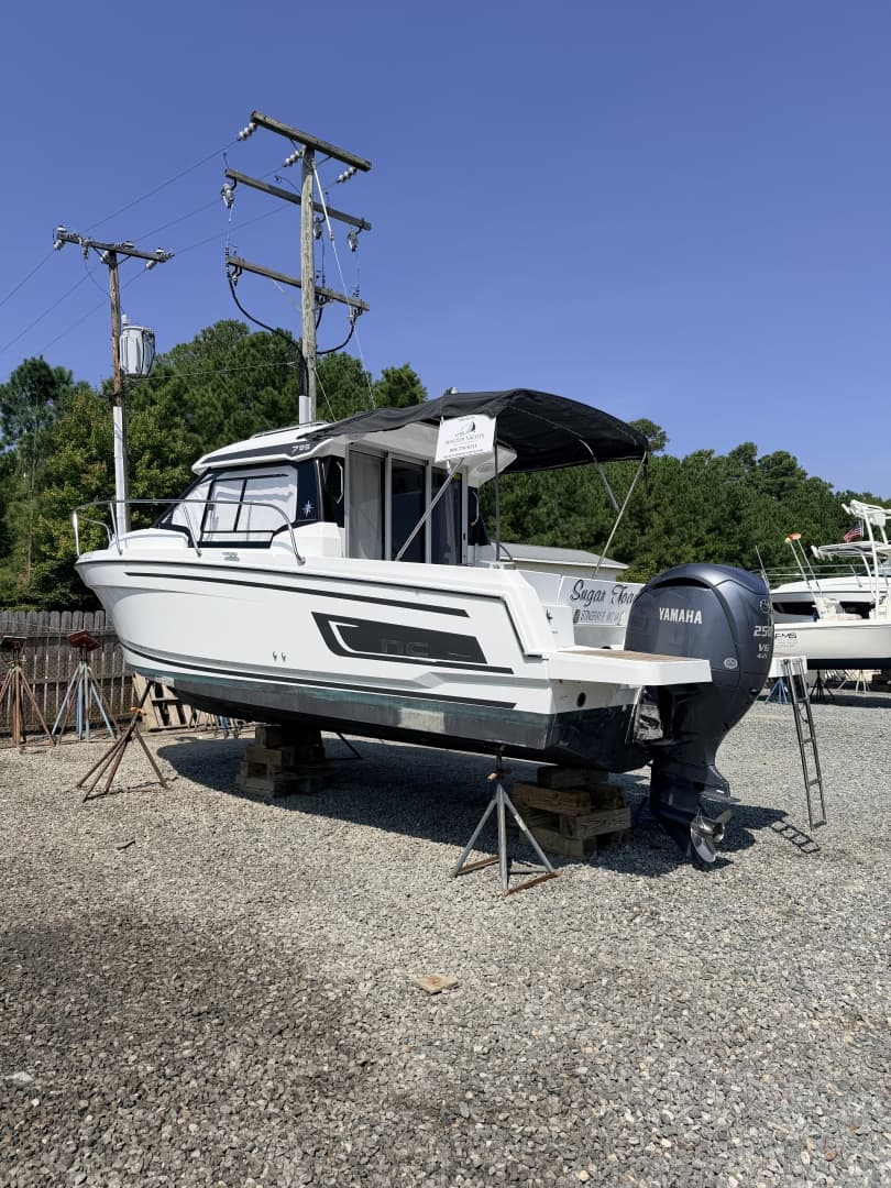 2022 Jeanneau NC 795