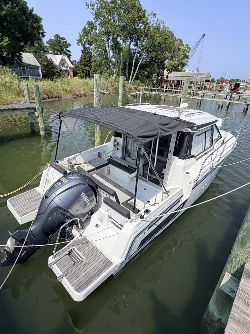2022 Jeanneau NC 795