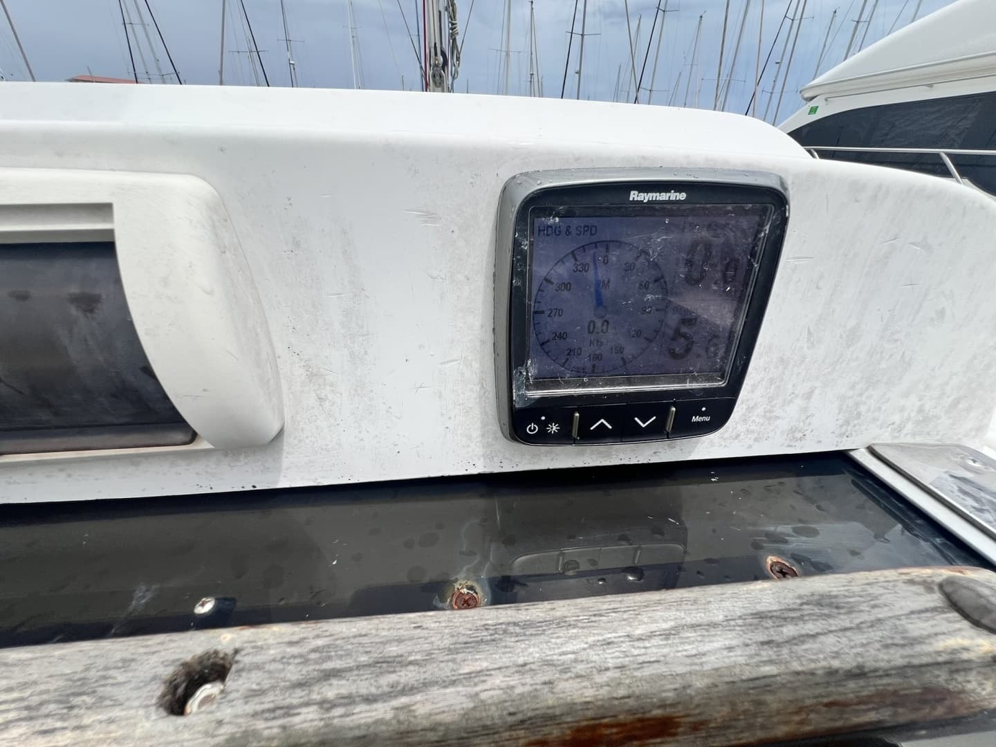 2007 Hunter 41 Deck Salon