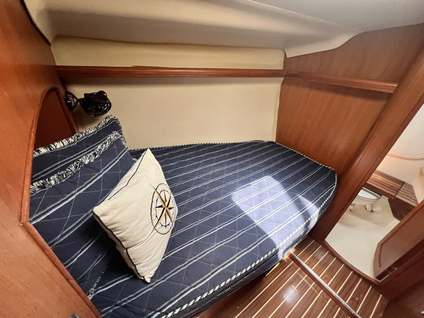 2007 Hunter 41 Deck Salon