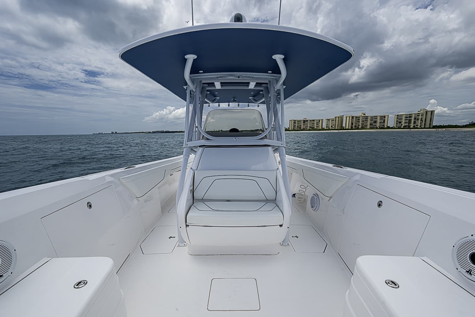2023 Intrepid 375 Nomad FE