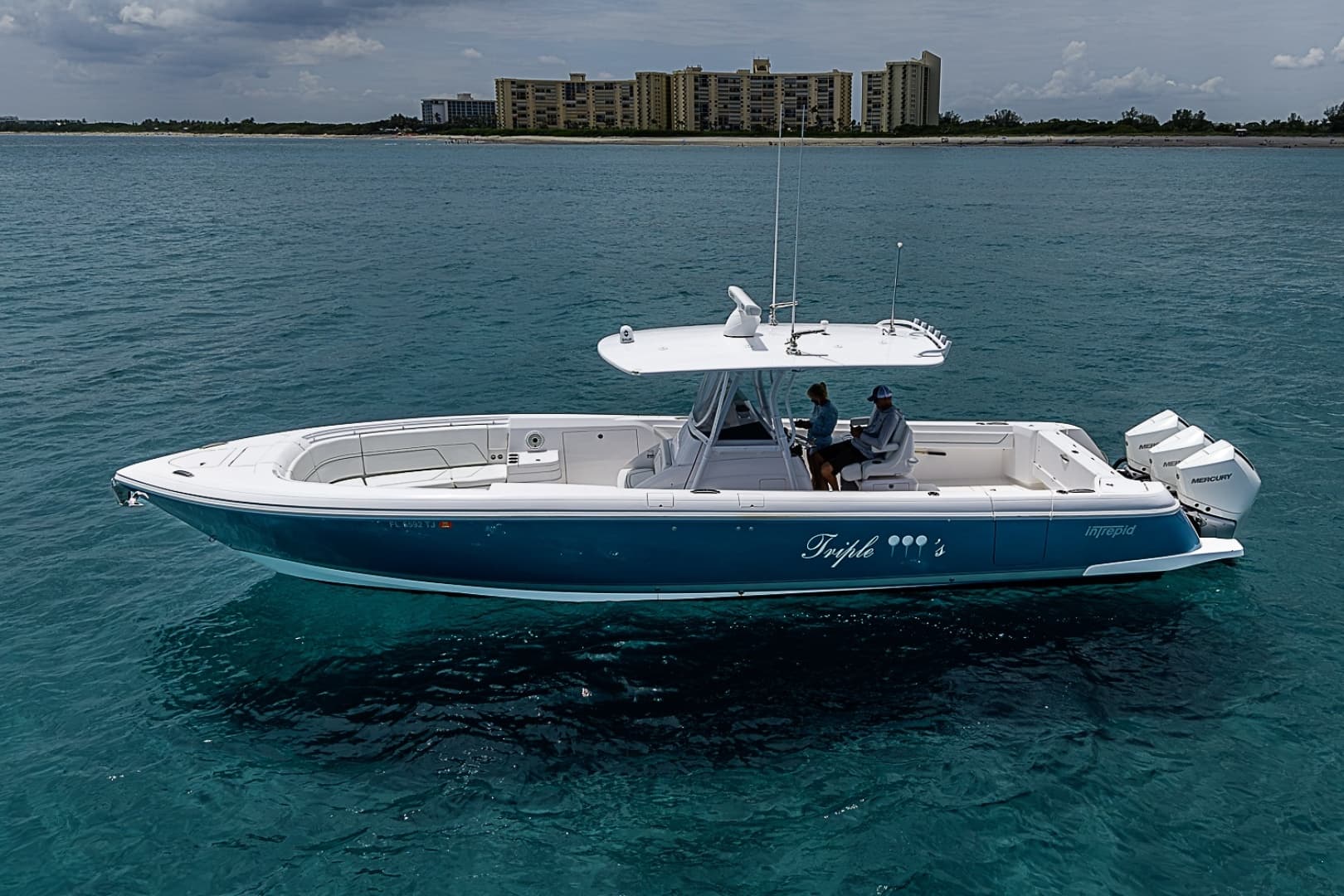 2023 Intrepid 375 Nomad FE