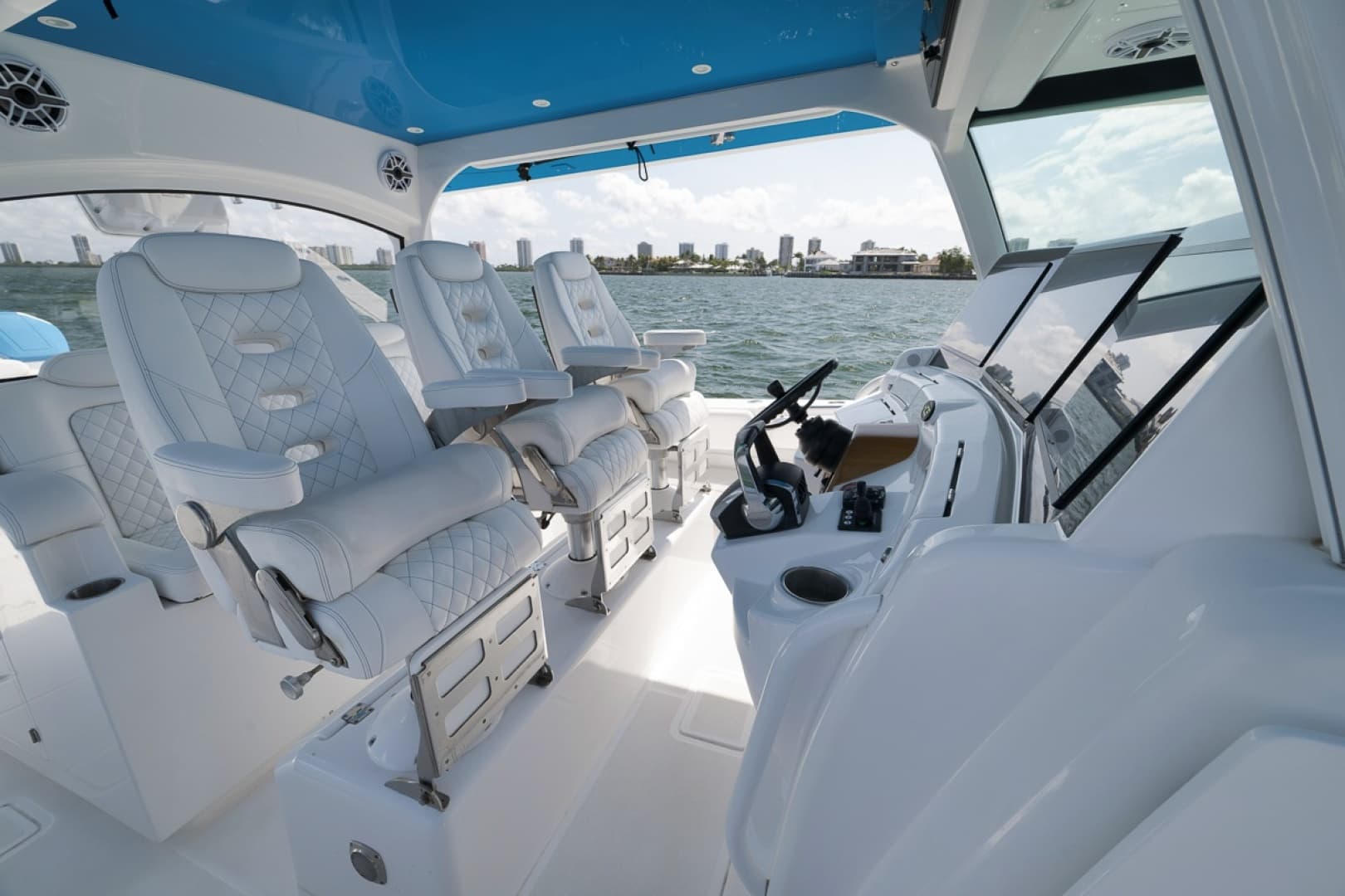 2023 HCB 53 Suenos