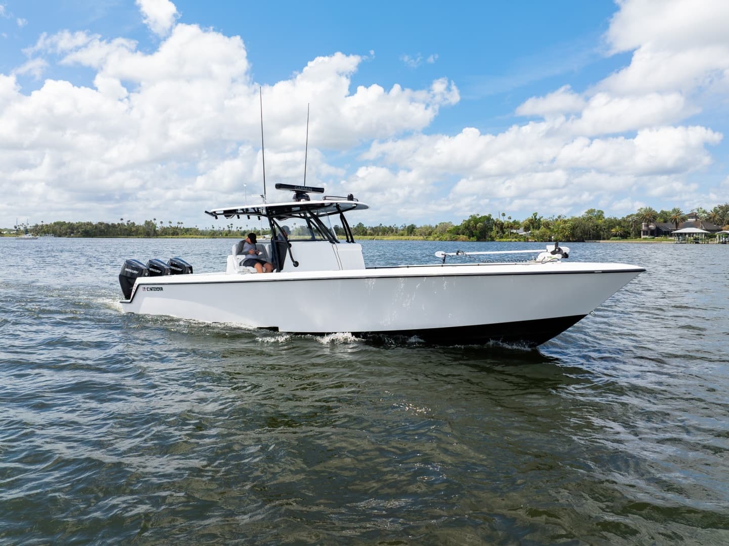 2025 Contender ST