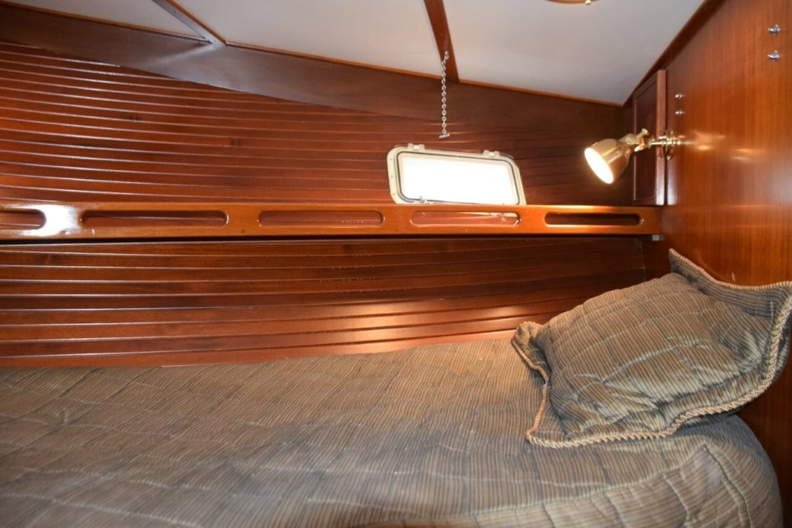 Starboard Side Of V Berth