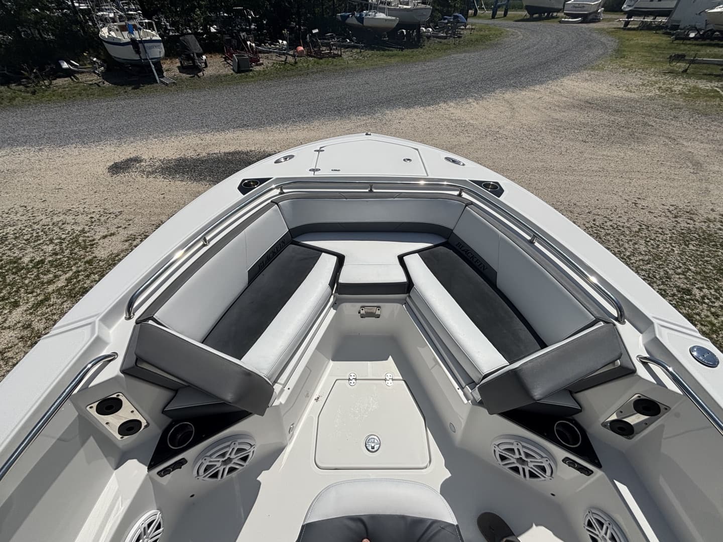 2020 Blackfin 242CC
