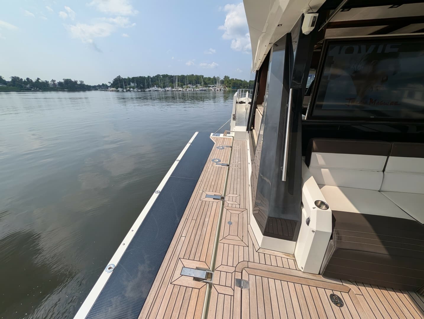 2018 Galeon 640 FLY