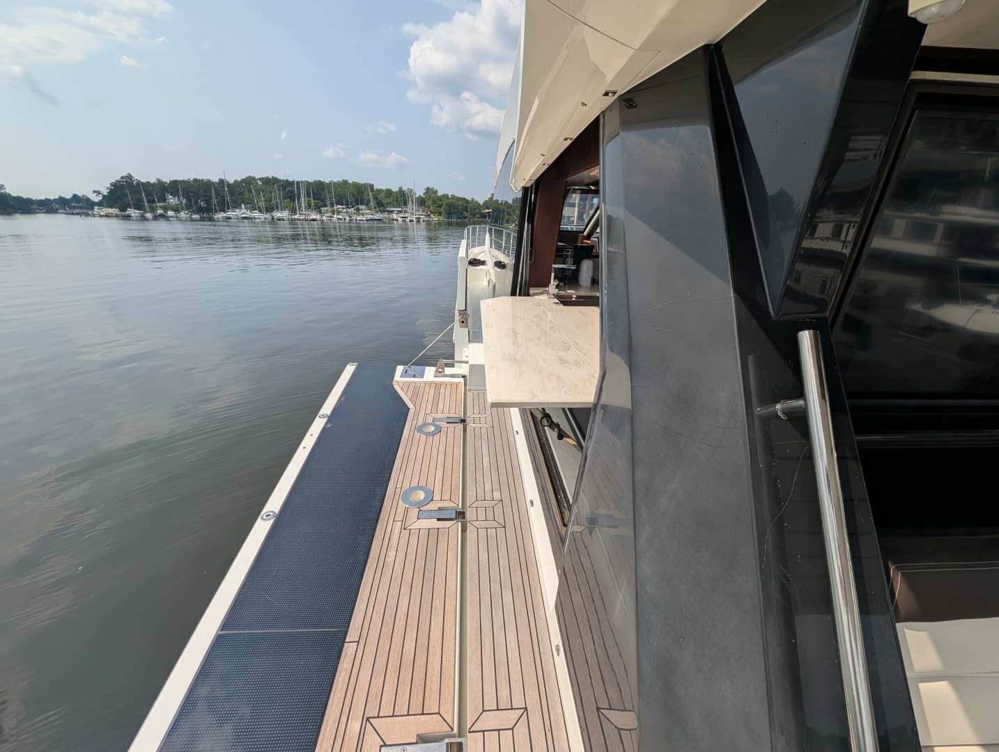 2018 Galeon 640 FLY