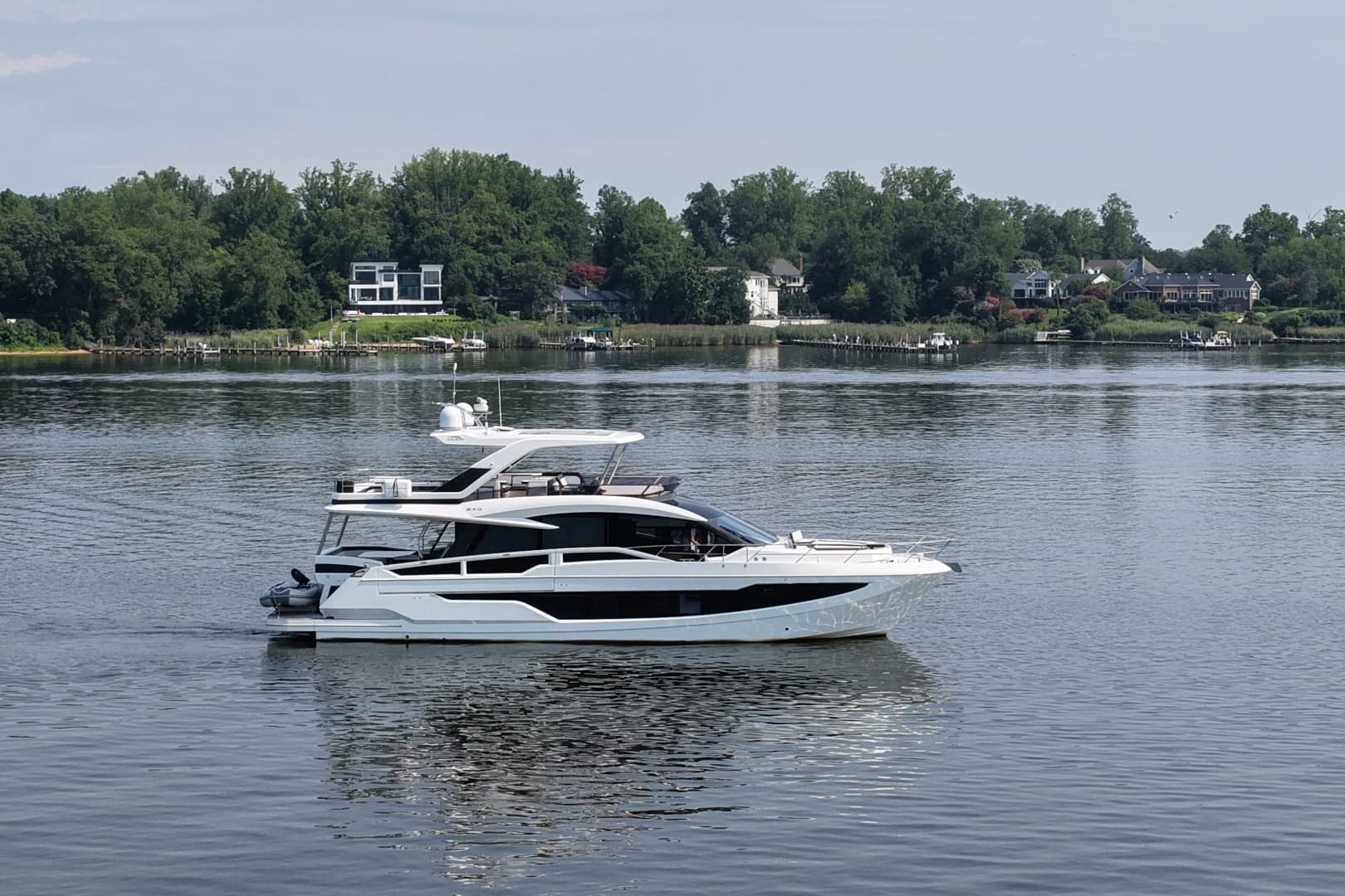 2018 Galeon 640 FLY