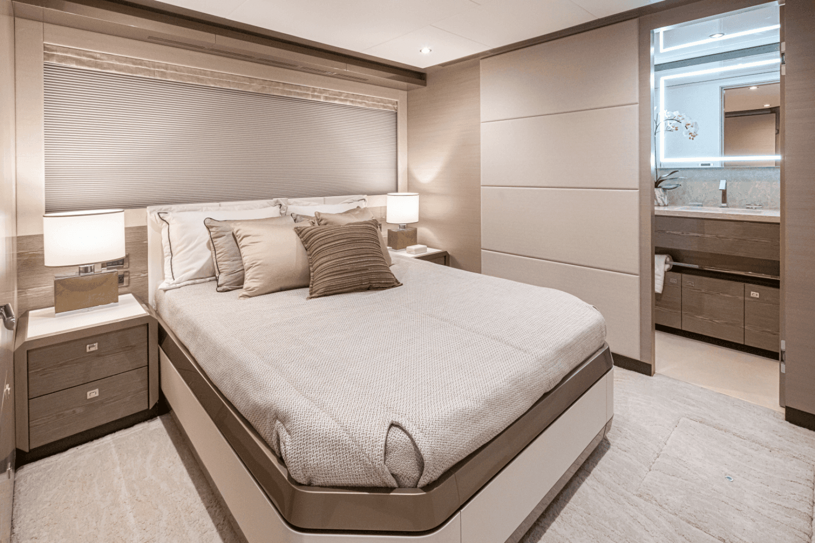 2025 Ocean Alexander 27R