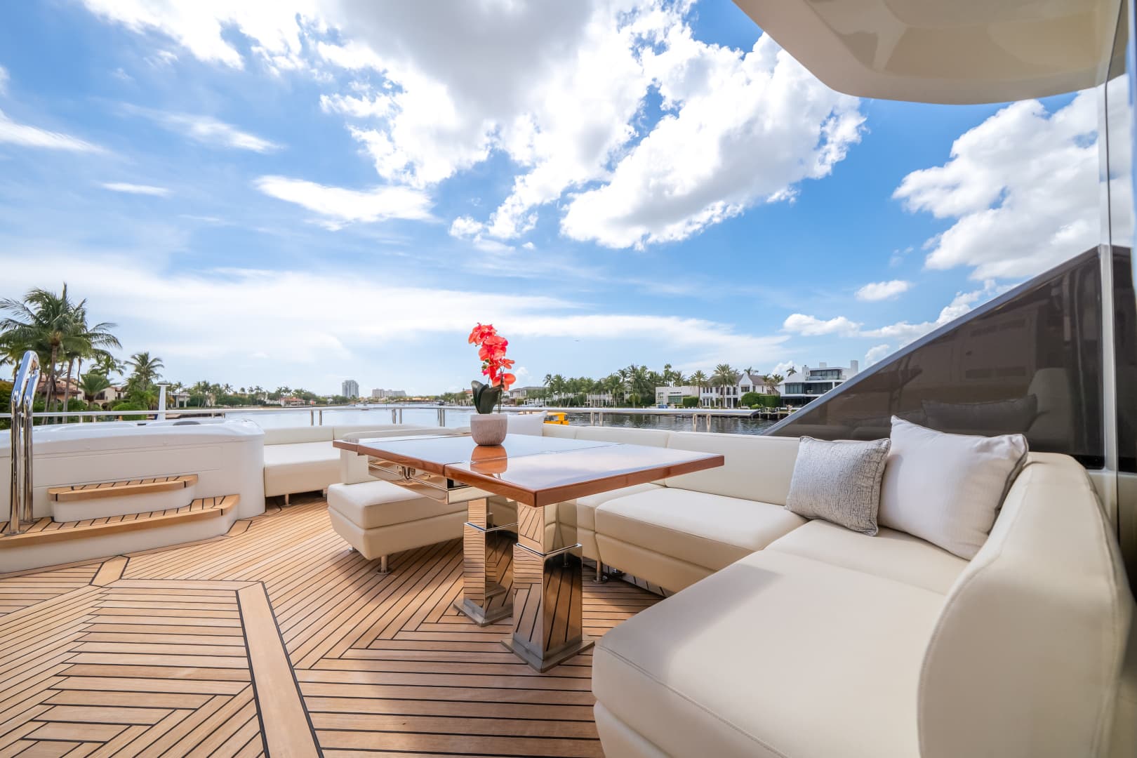 2025 Ocean Alexander 27R