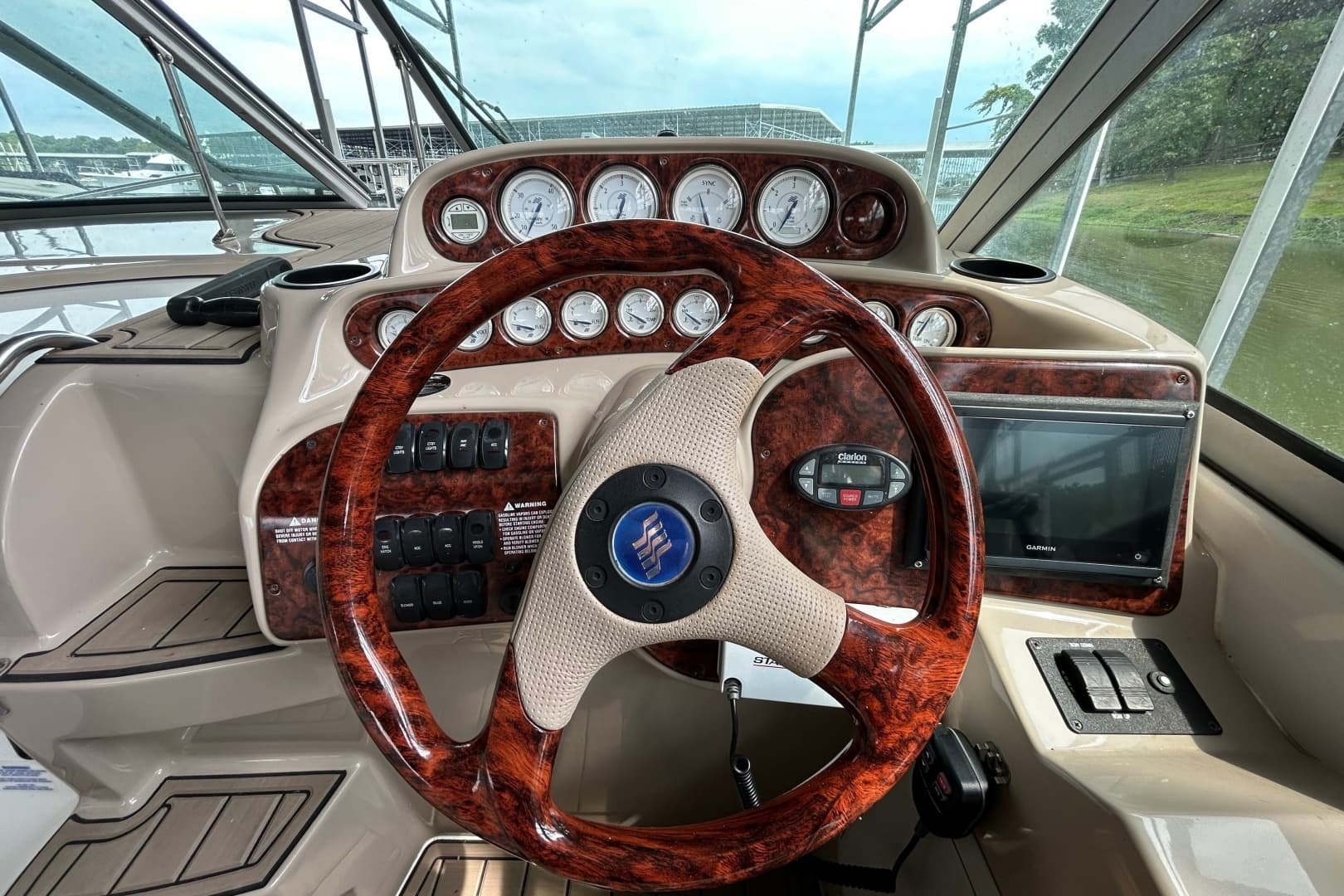 2005 Four Winns 288 Vista