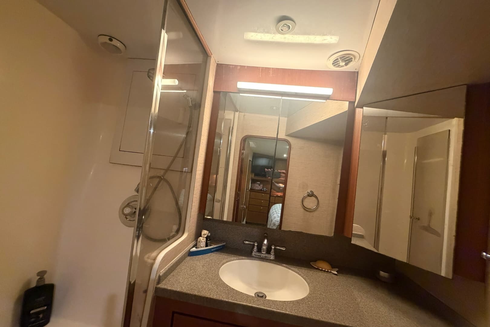 2000 Ocean Yachts 56 Super Sport