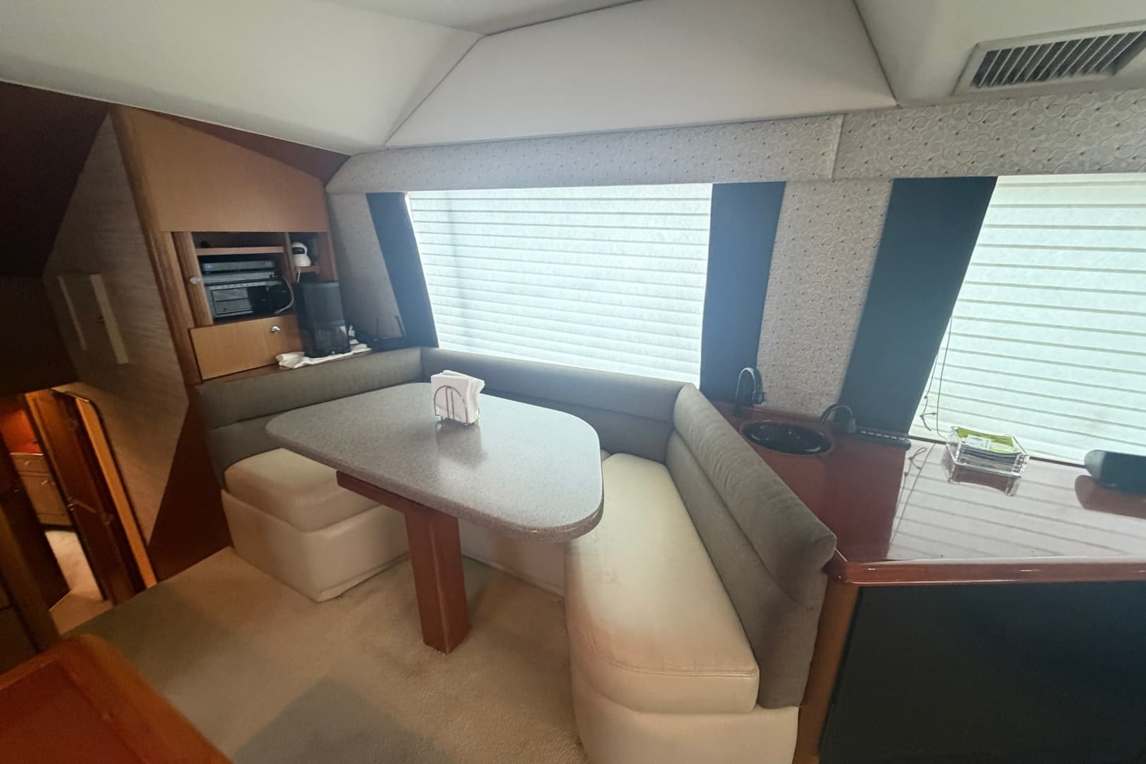 2000 Ocean Yachts 56 Super Sport