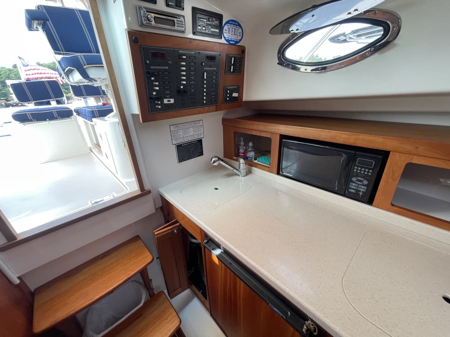 2004 Back Cove 29