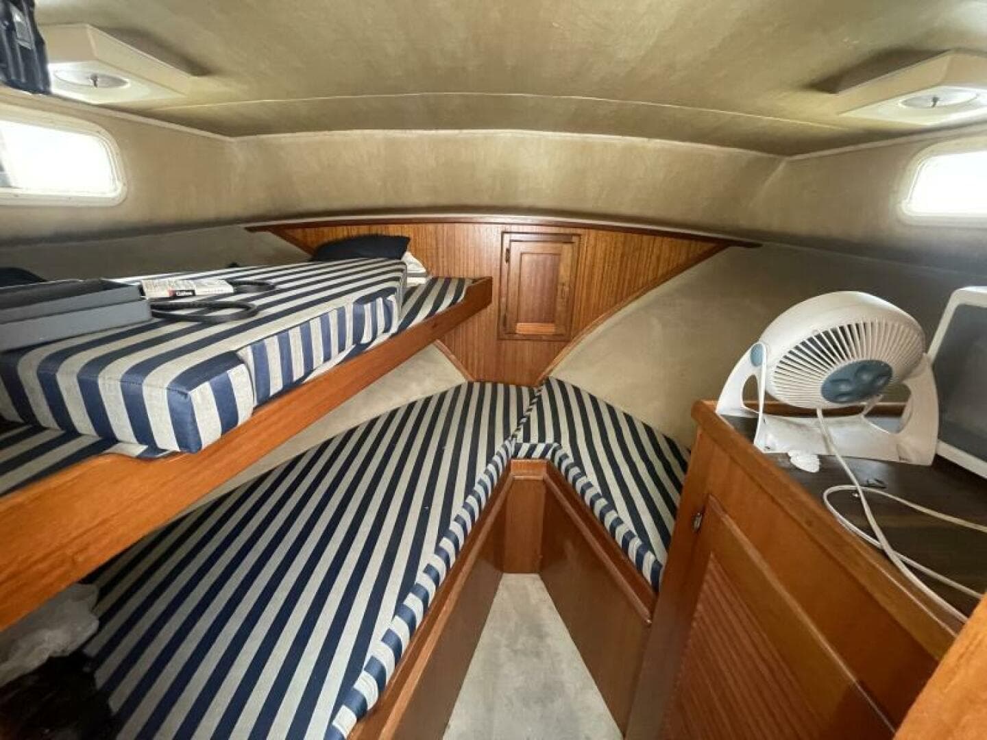 1982 Californian 34 LRC